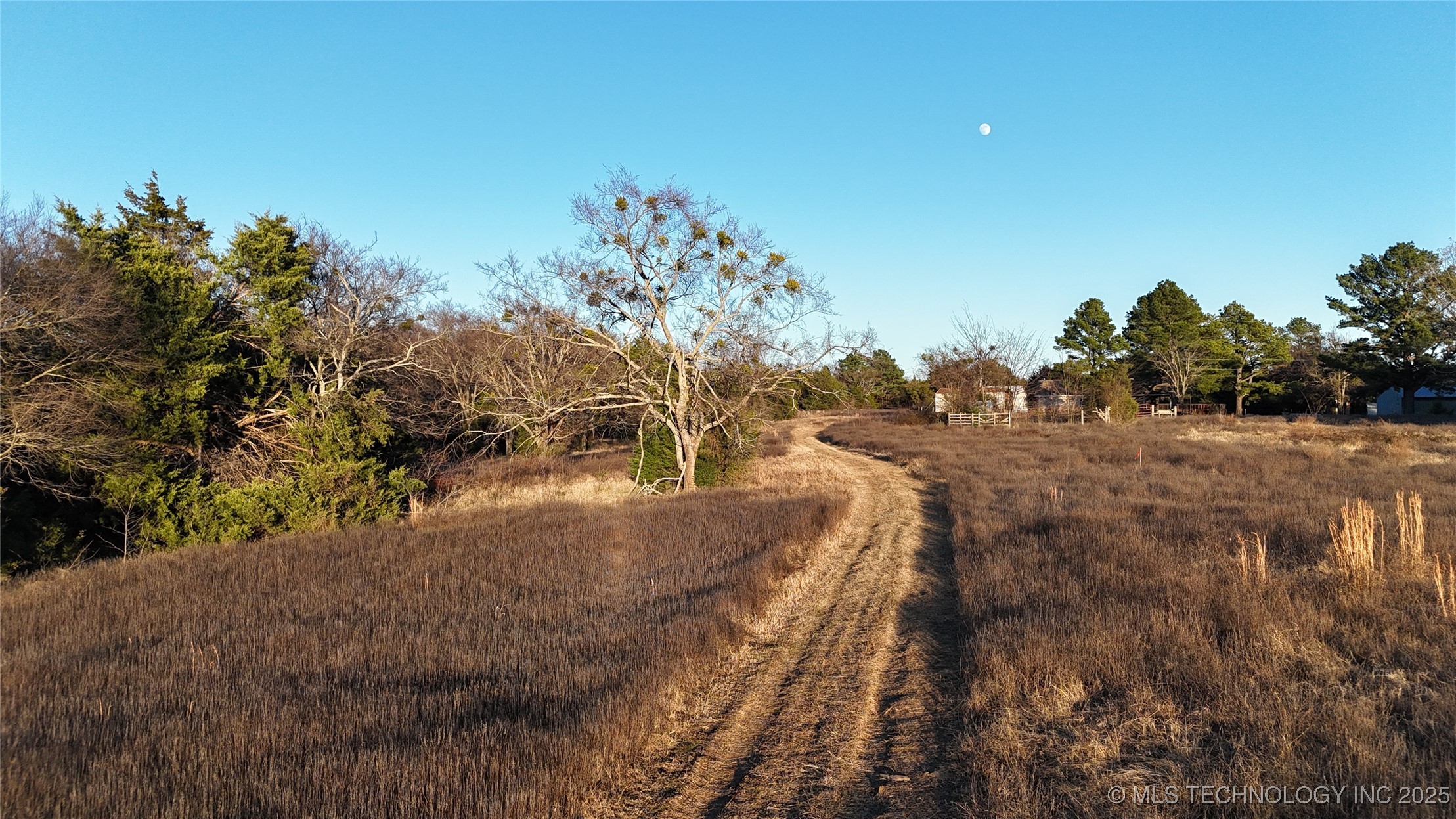 2874 Se 150 Road Property Photo 40