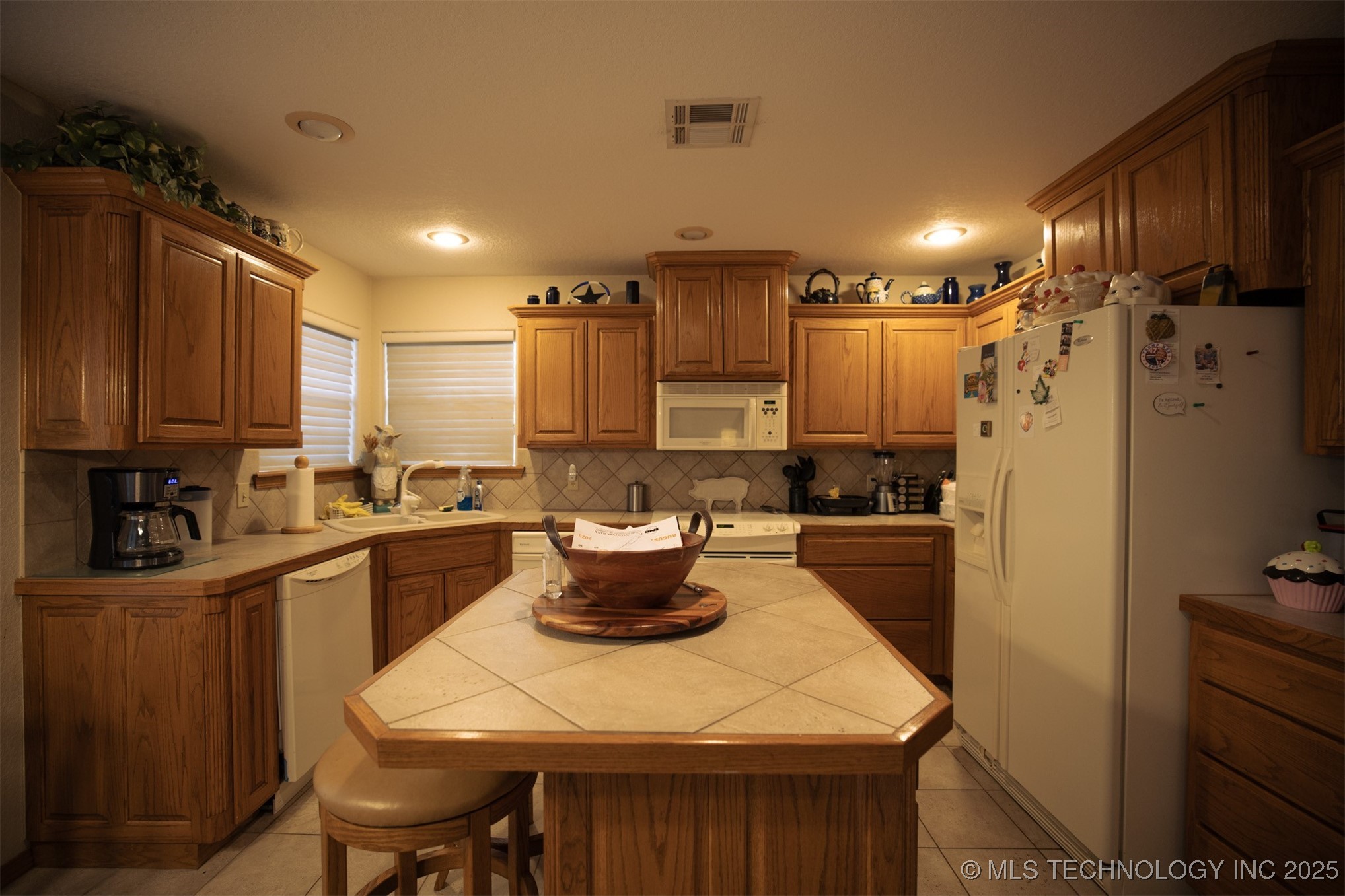 213 Laurel Street Property Photo 10