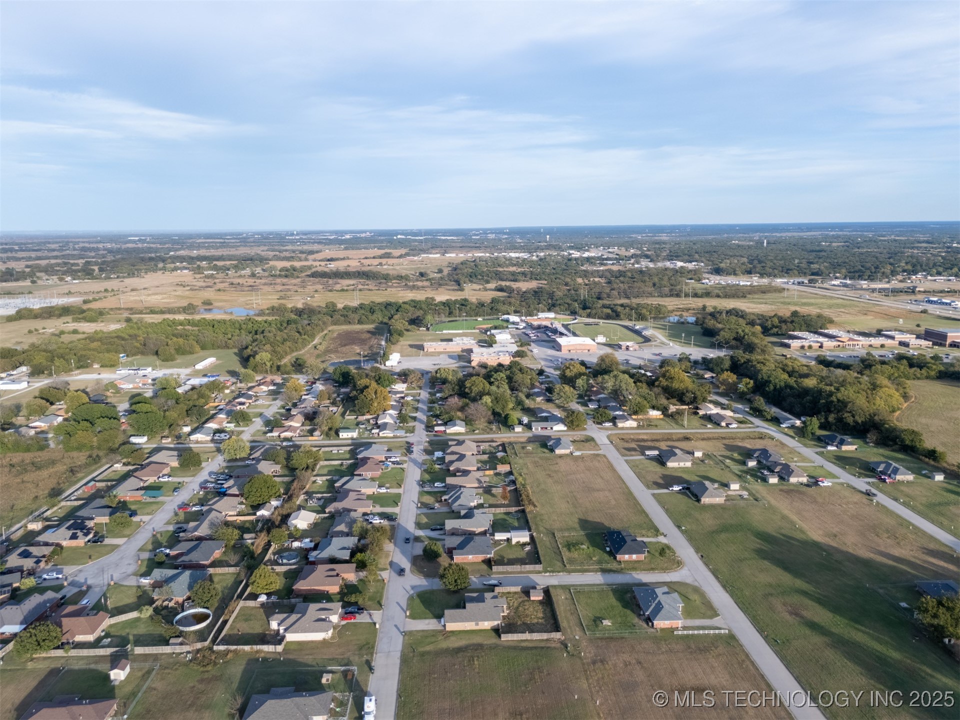 213 Laurel Street Property Photo 37