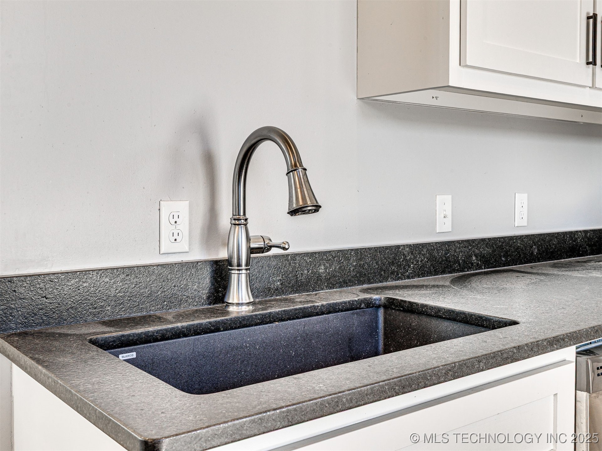 91 Ridgeline Road G Property Photo 26