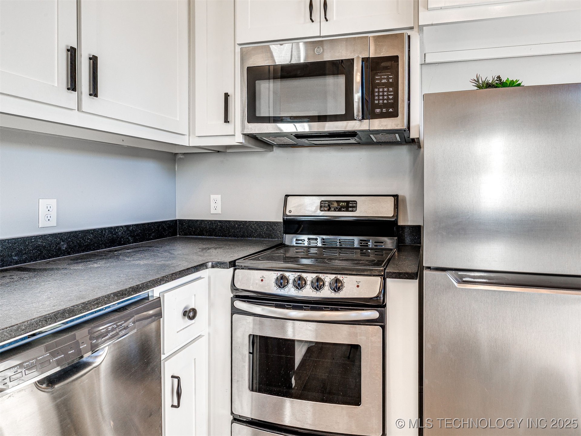 91 Ridgeline Road G Property Photo 27