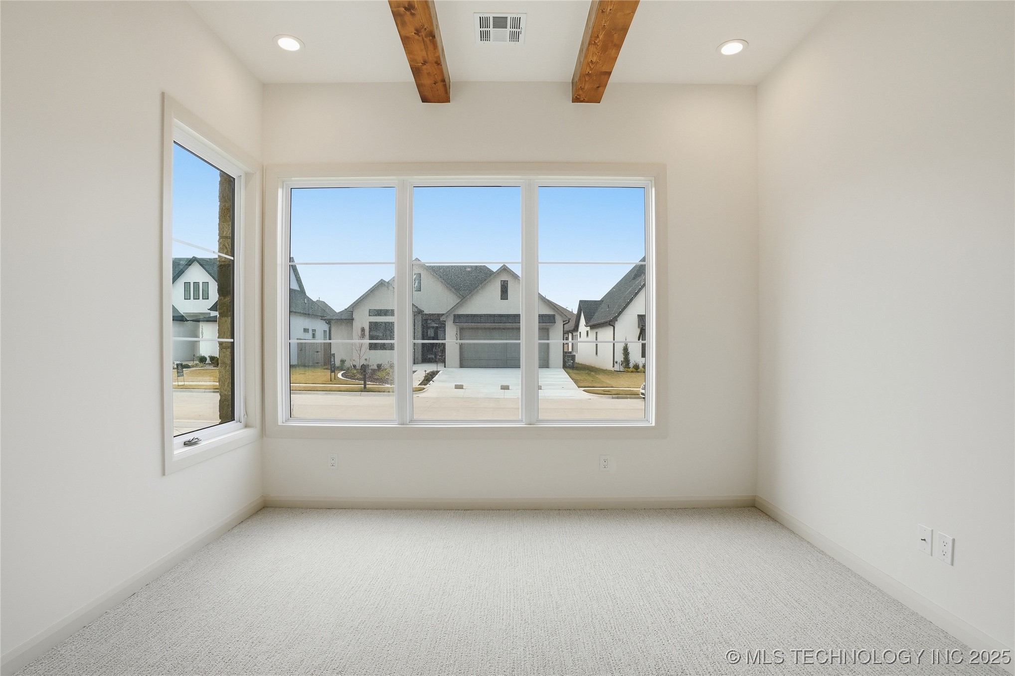 12029 S Vandalia Avenue Property Photo 37