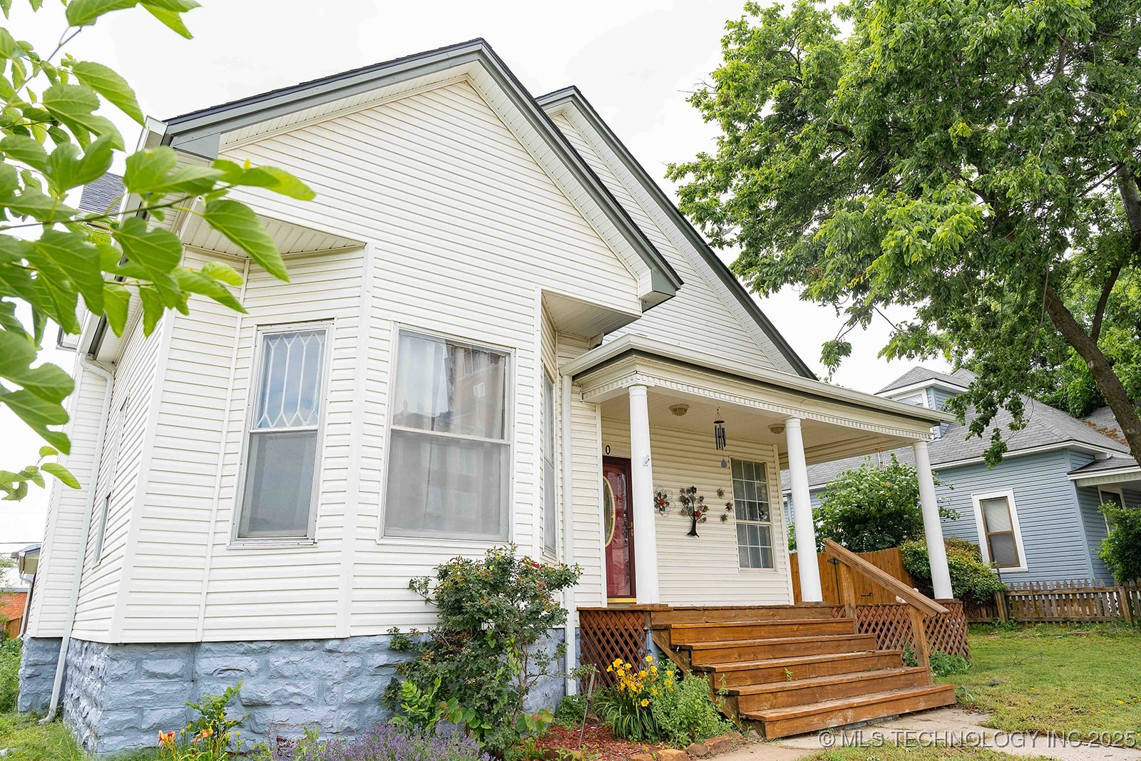 210 S Water Street Property Photo 5