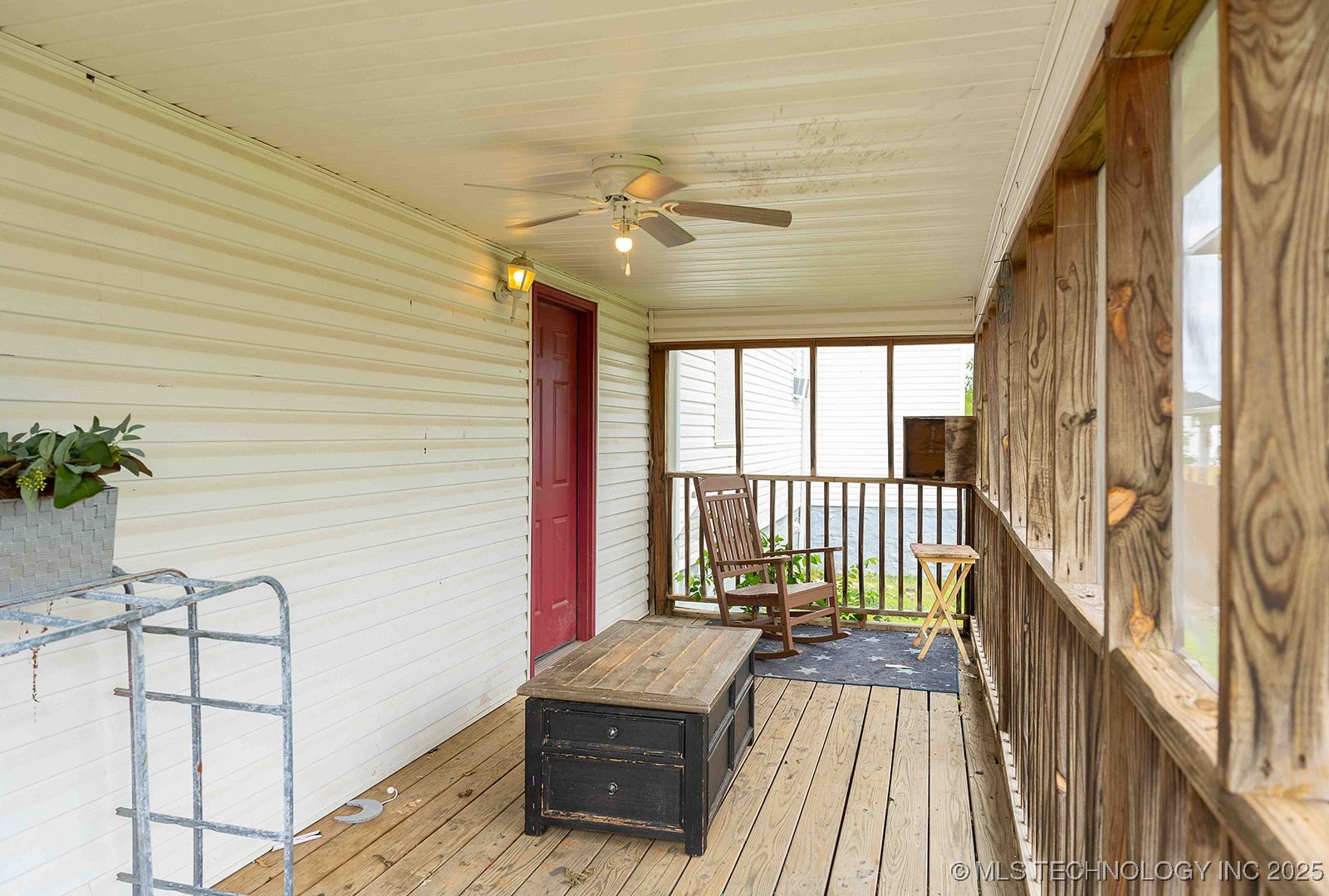 210 S Water Street Property Photo 12