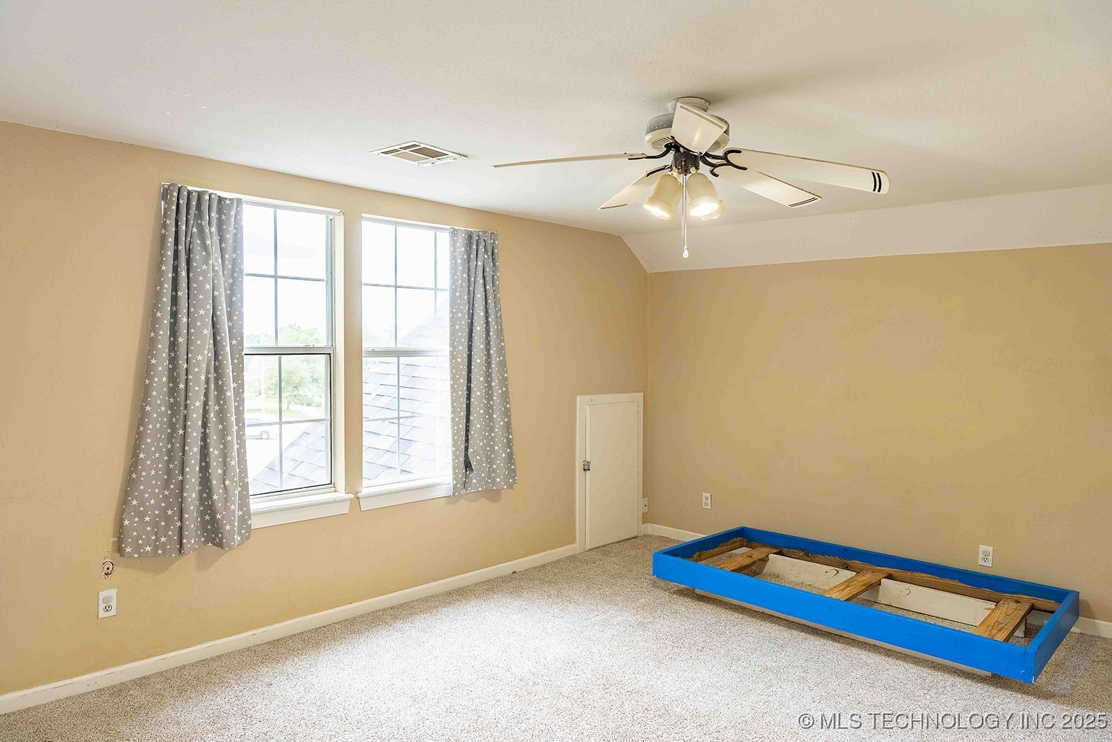 210 S Water Street Property Photo 13