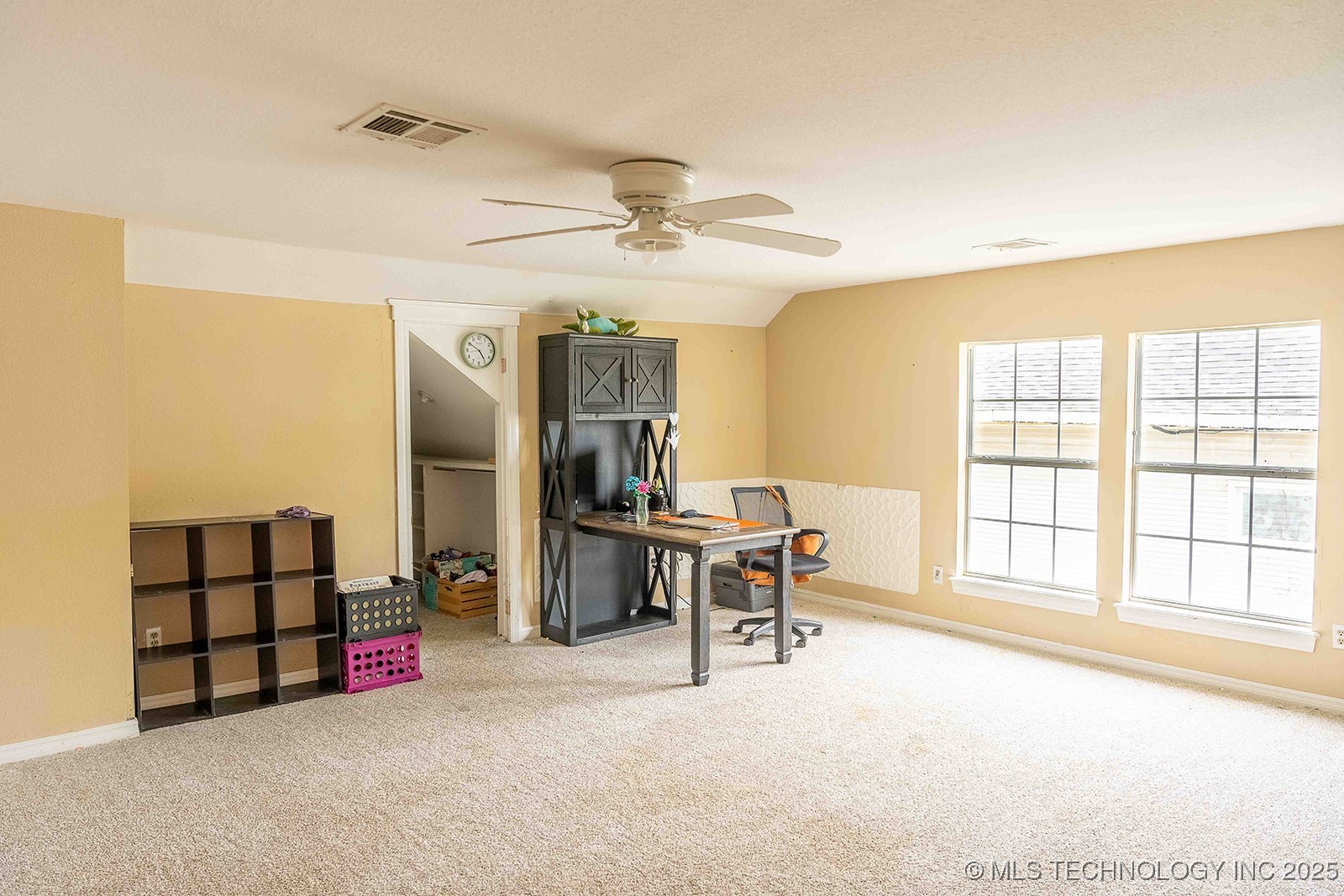 210 S Water Street Property Photo 16