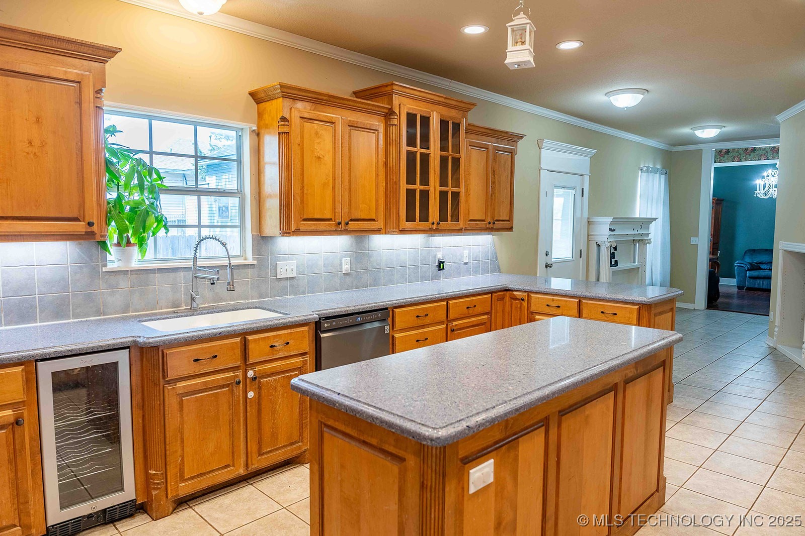 210 S Water Street Property Photo 19