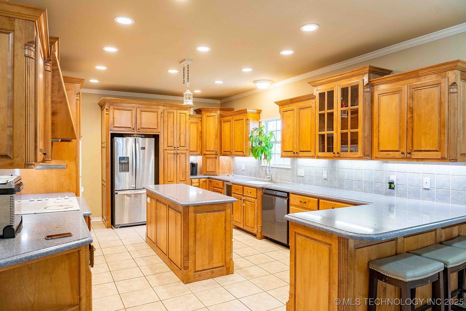 210 S Water Street Property Photo 20