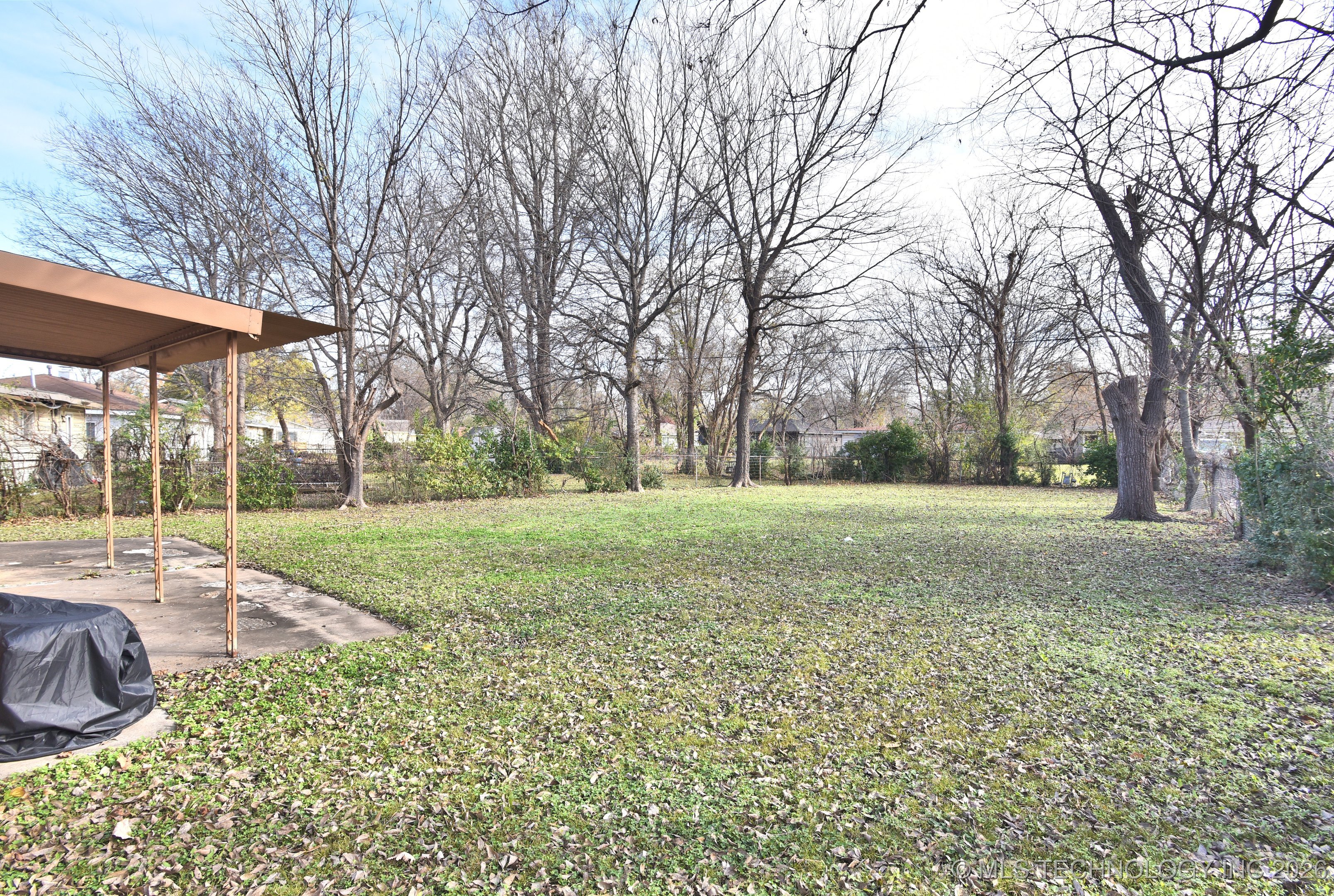 1365 N 76th East Avenue Property Photo 20