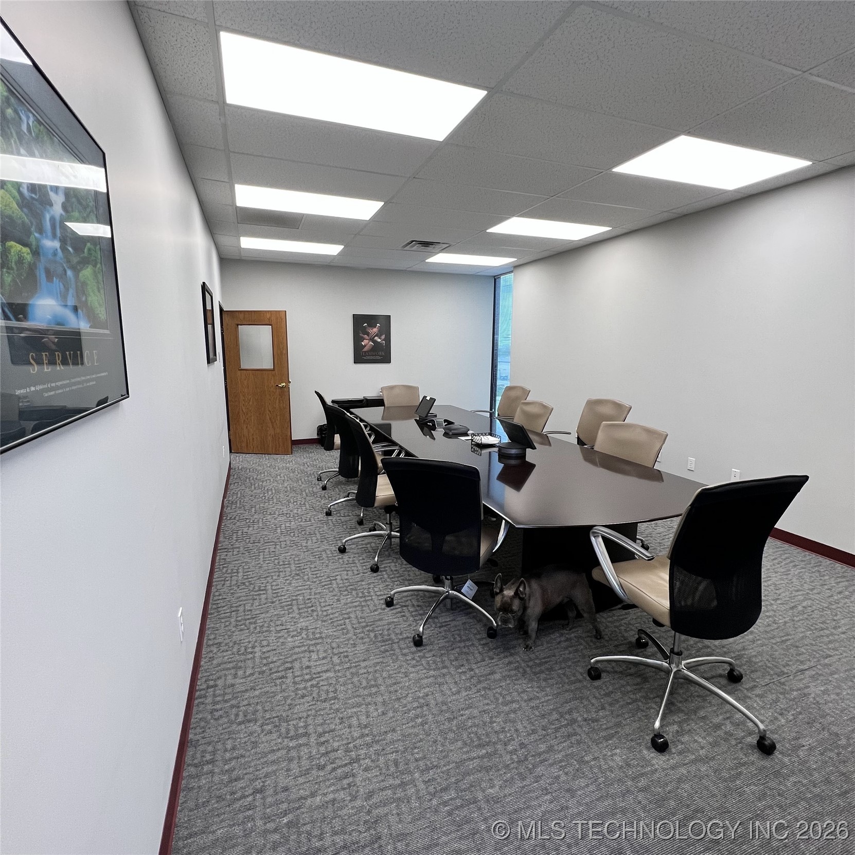 6943 E 12th Street Property Photo 9