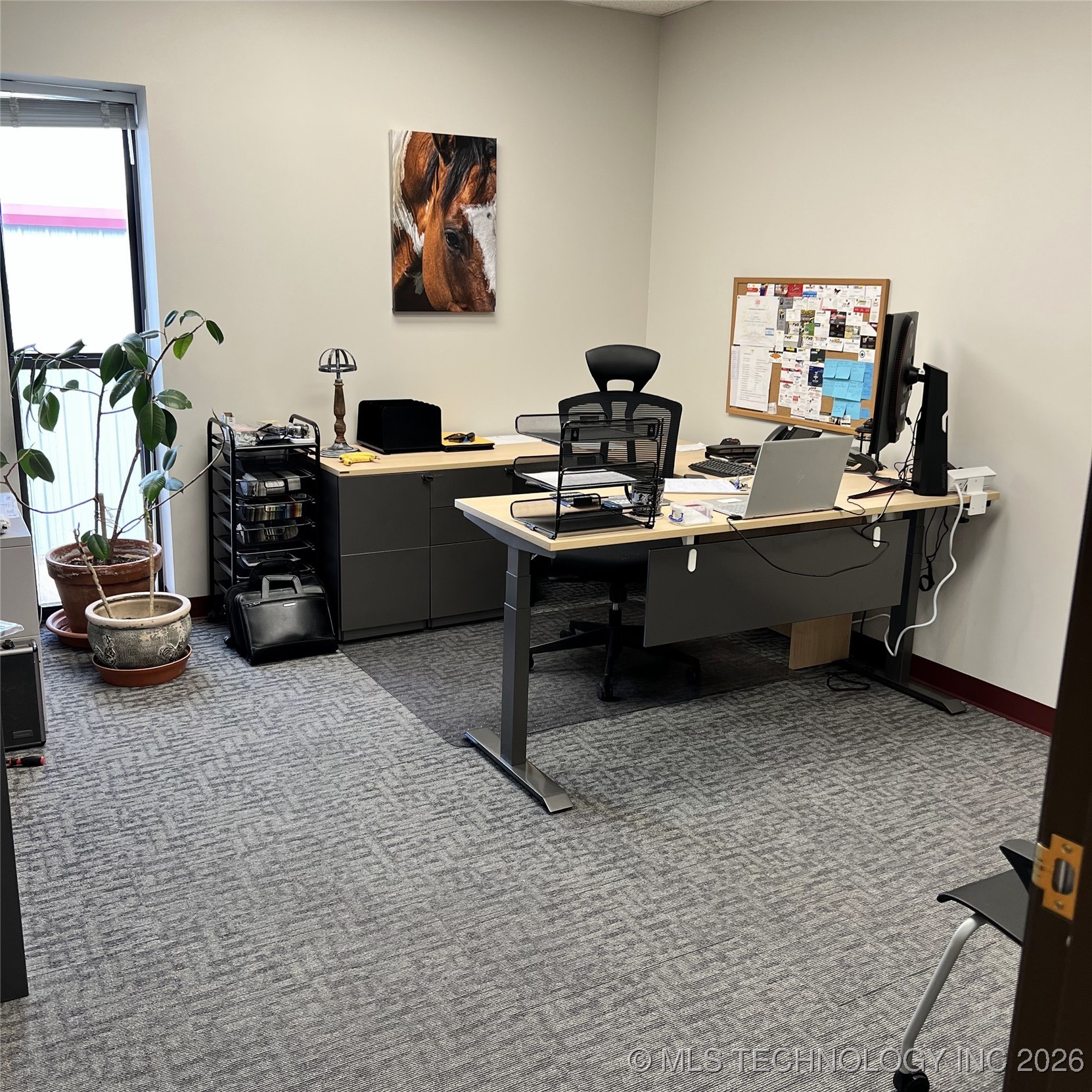 6943 E 12th Street Property Photo 15