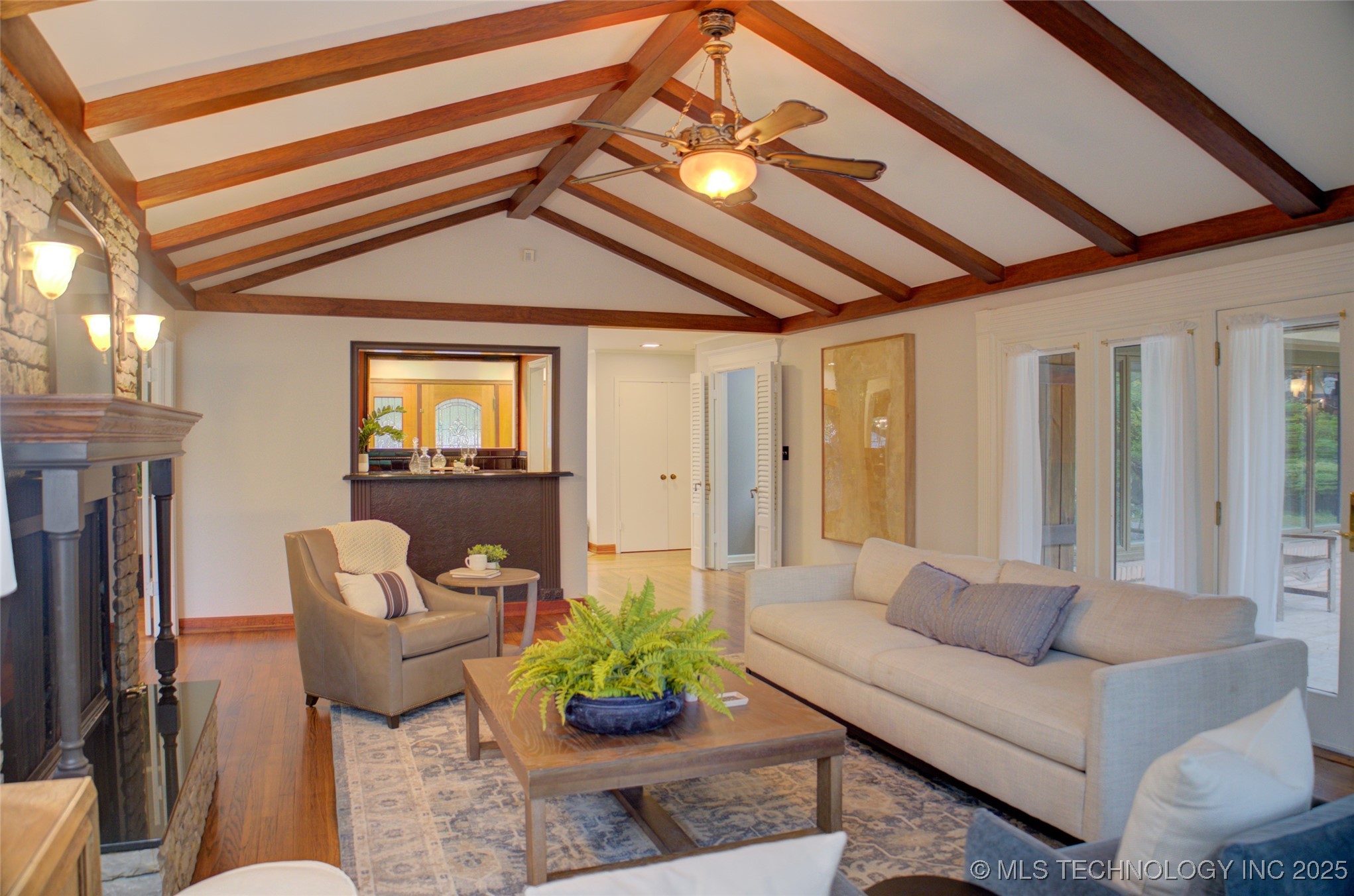 2879 E 34th Street Property Photo 12