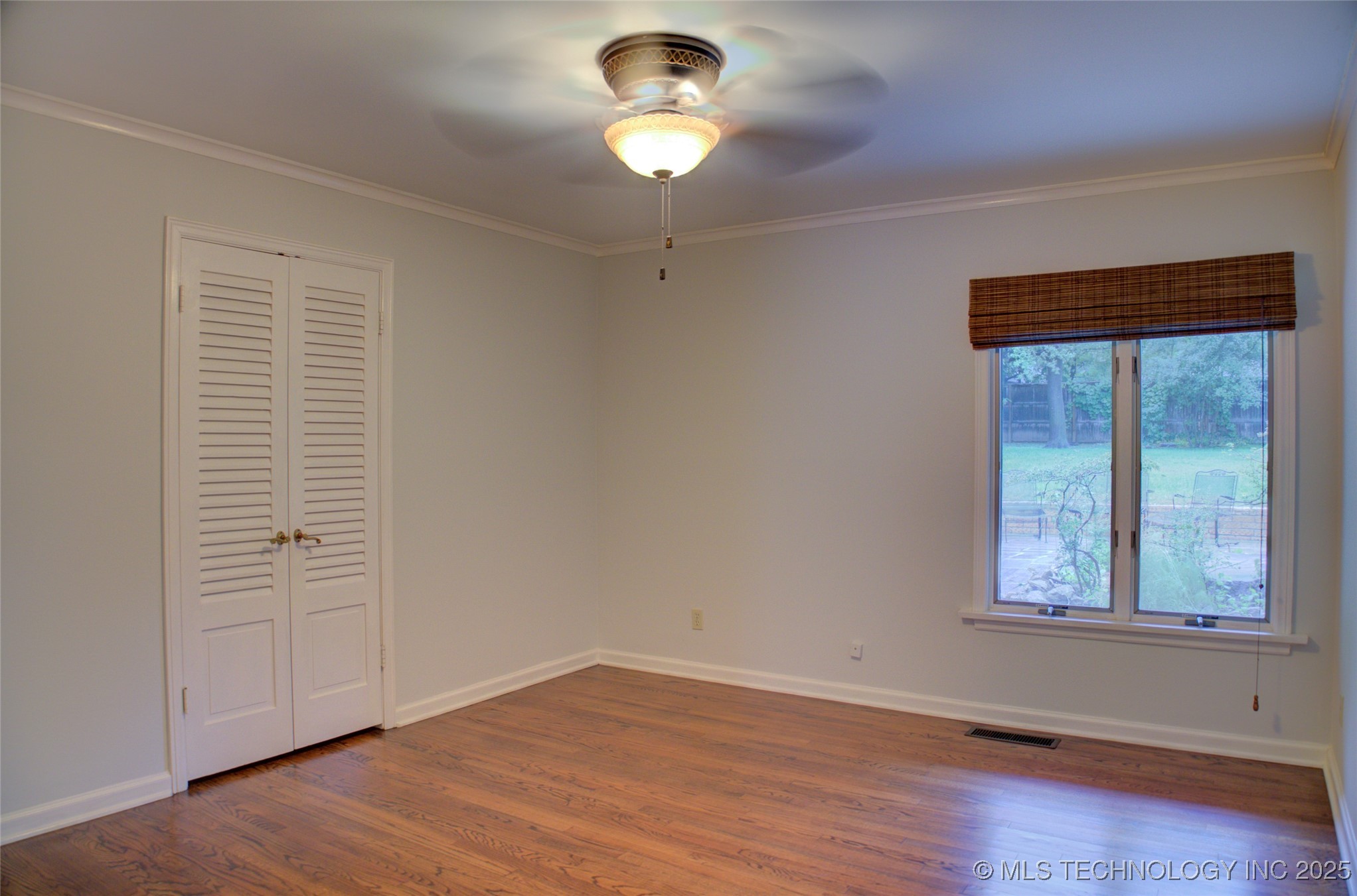 2879 E 34th Street Property Photo 34