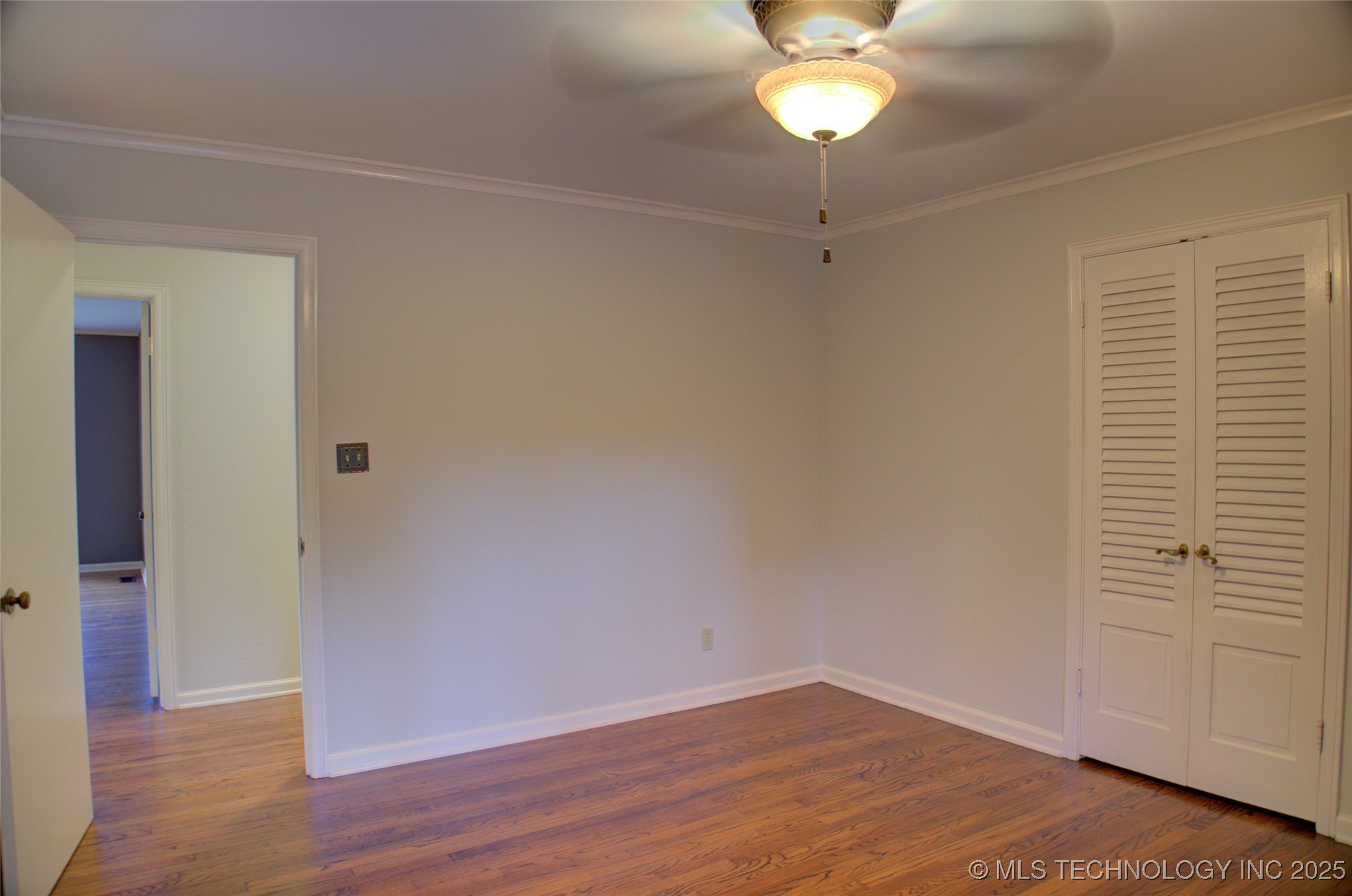 2879 E 34th Street Property Photo 37