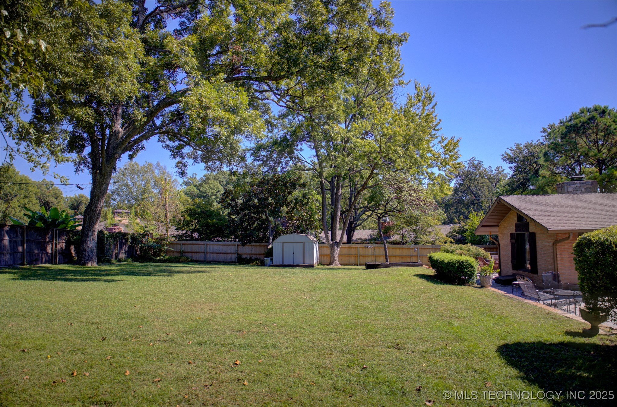 2879 E 34th Street Property Photo 59