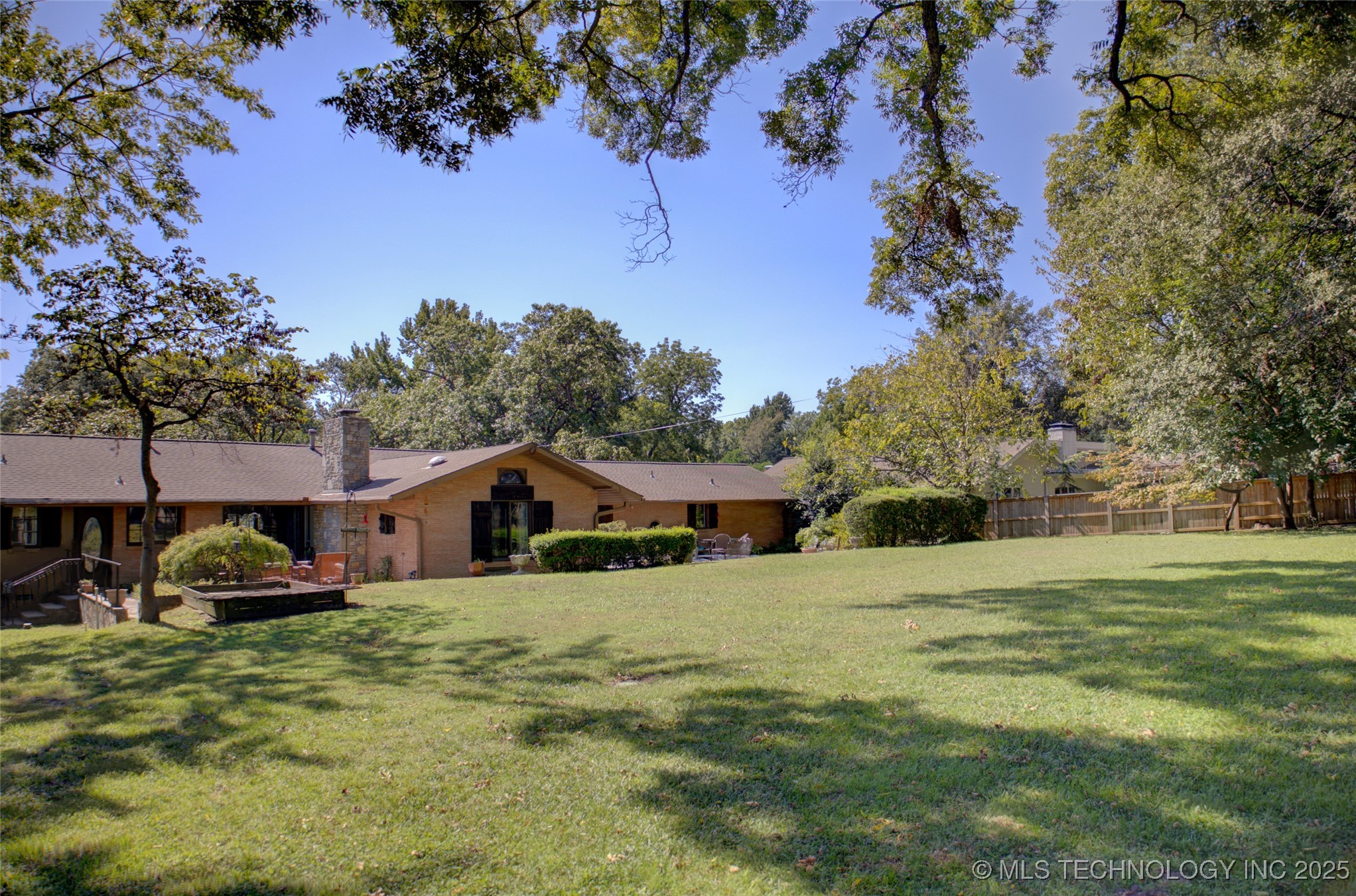 2879 E 34th Street Property Photo 62