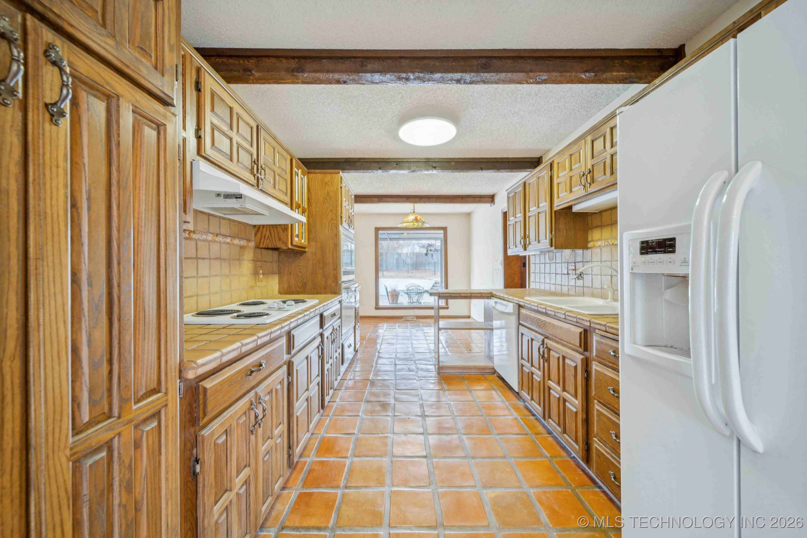 9752 S Lakewood Avenue Property Photo 19