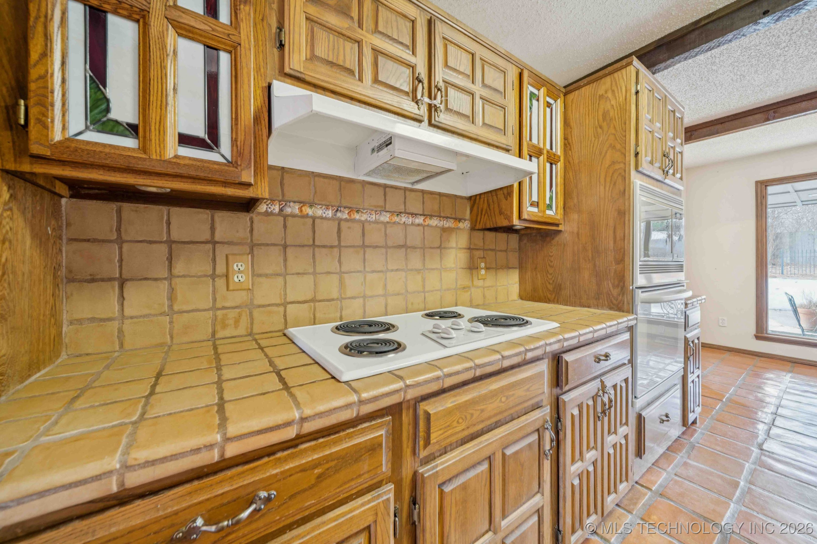 9752 S Lakewood Avenue Property Photo 20