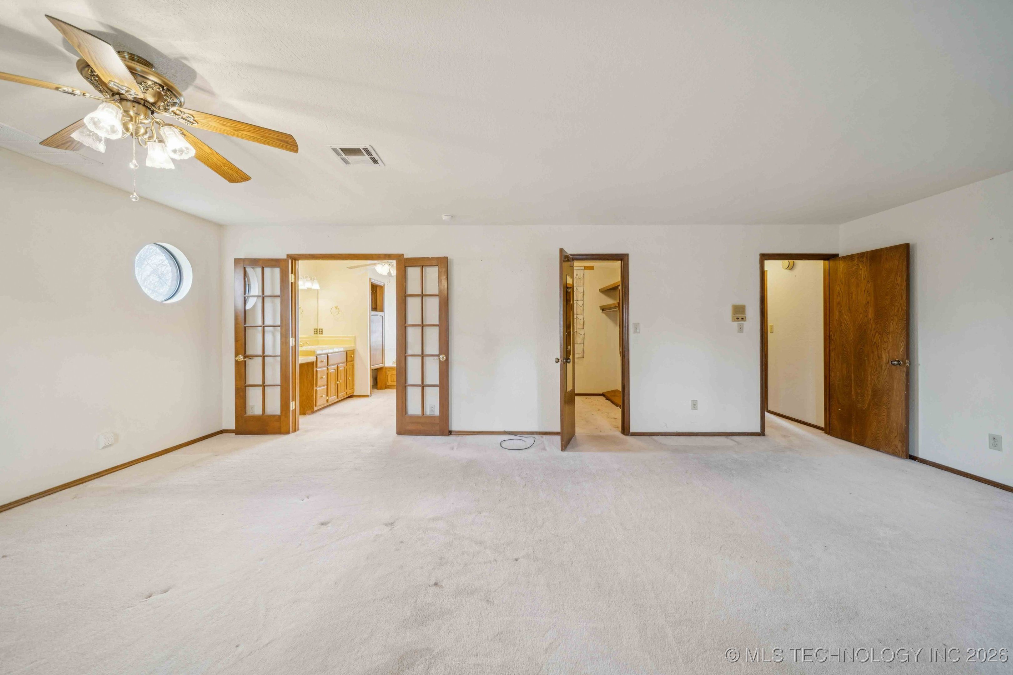 9752 S Lakewood Avenue Property Photo 25