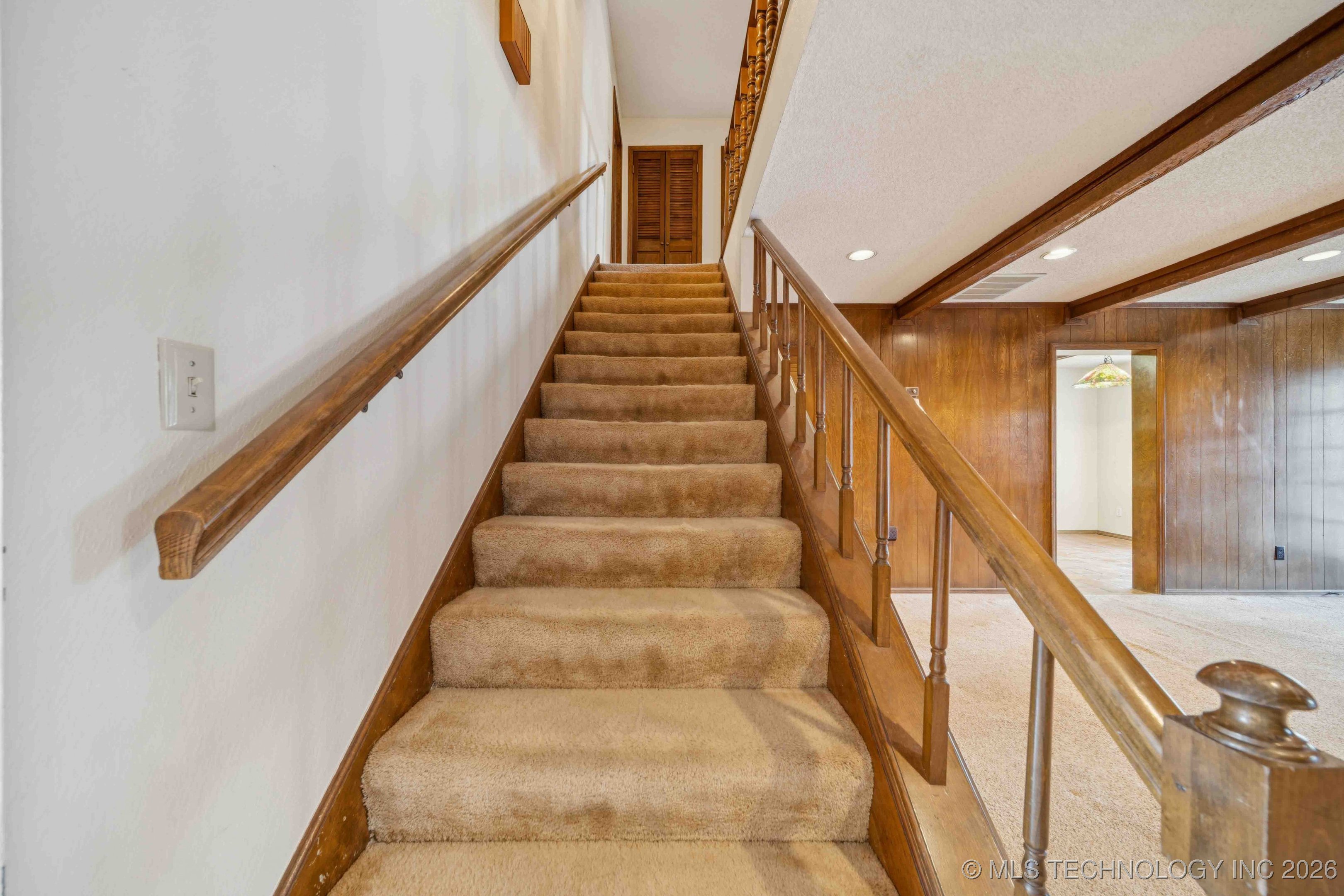 9752 S Lakewood Avenue Property Photo 34