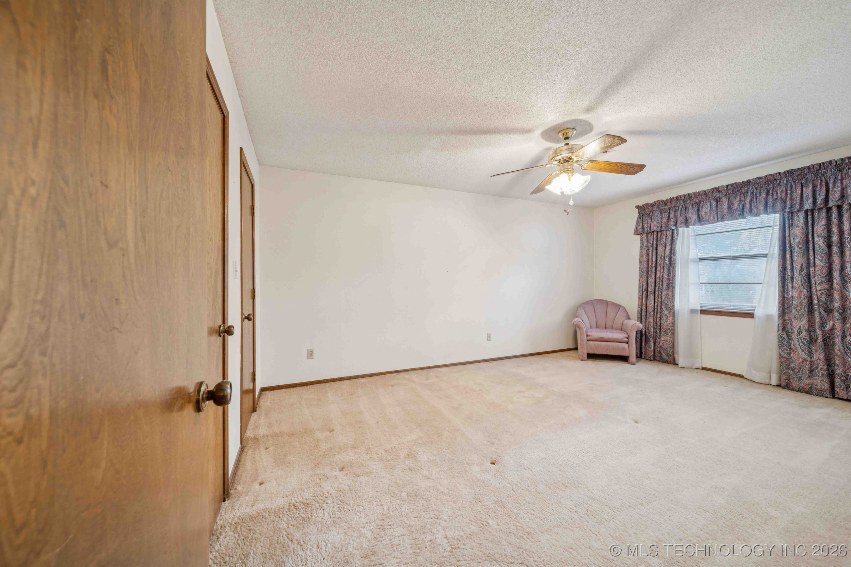 9752 S Lakewood Avenue Property Photo 35