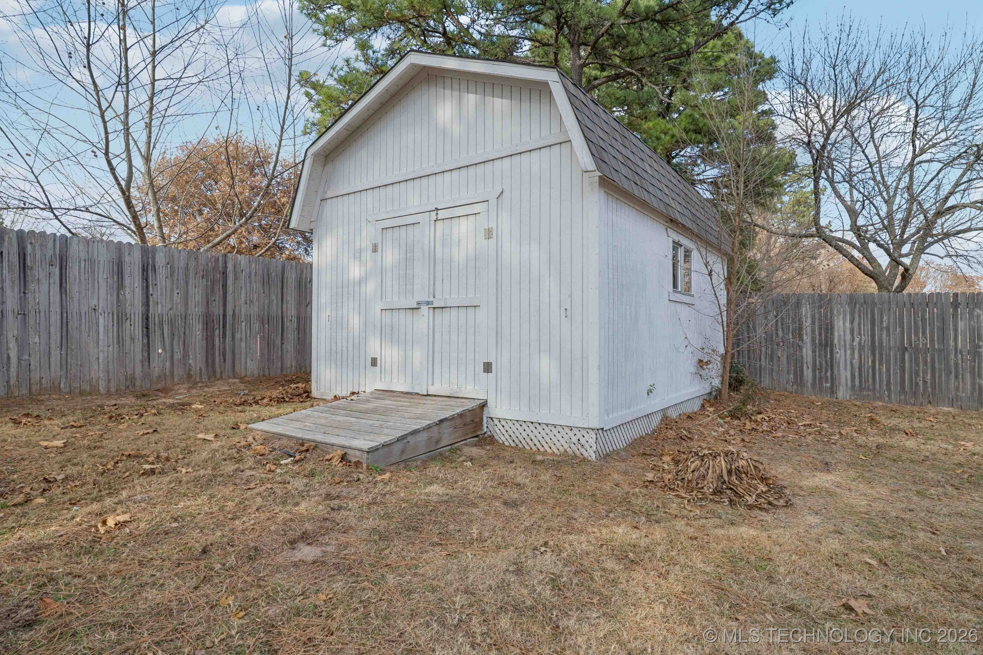 9752 S Lakewood Avenue Property Photo 50