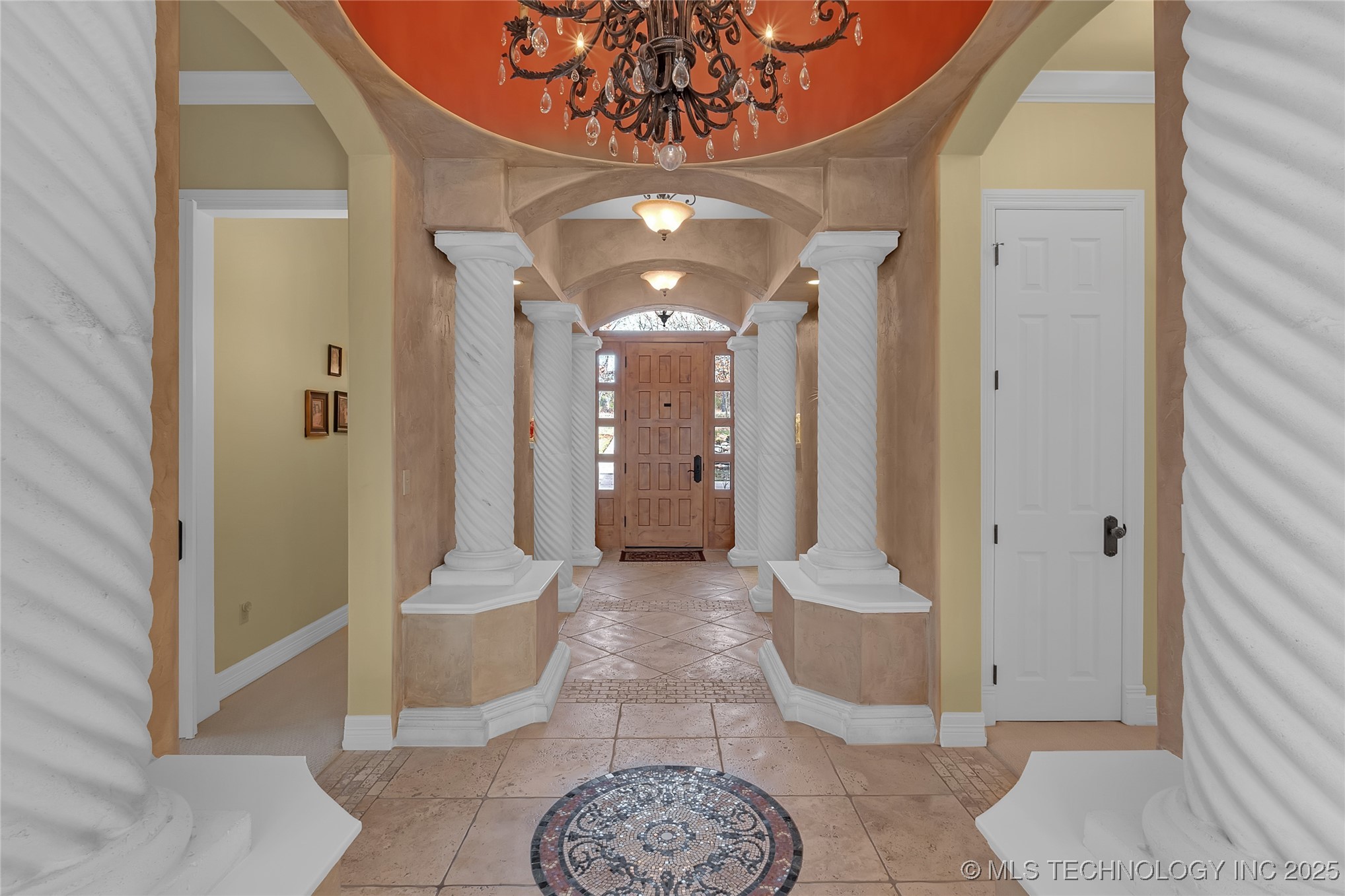 2125 W 73rd Street Property Photo 12