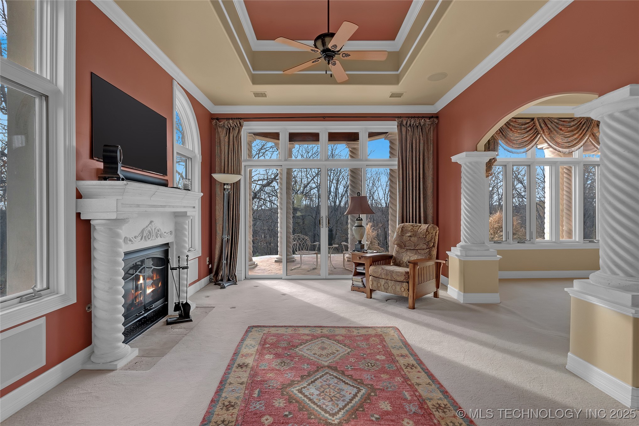 2125 W 73rd Street Property Photo 25