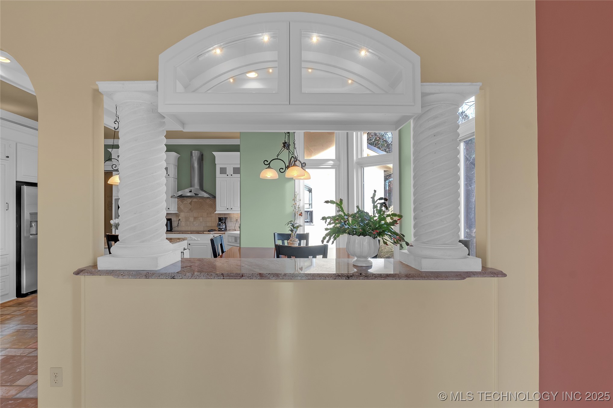 2125 W 73rd Street Property Photo 26