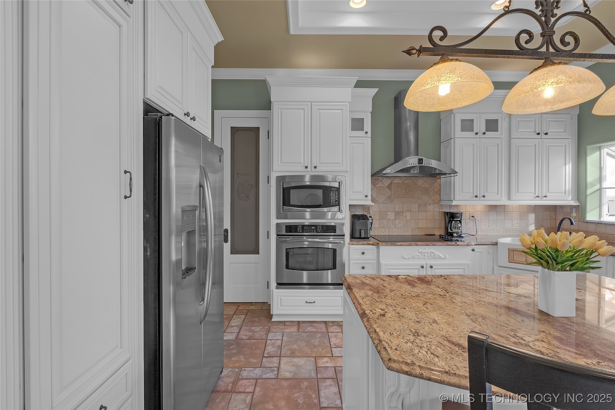 2125 W 73rd Street Property Photo 39