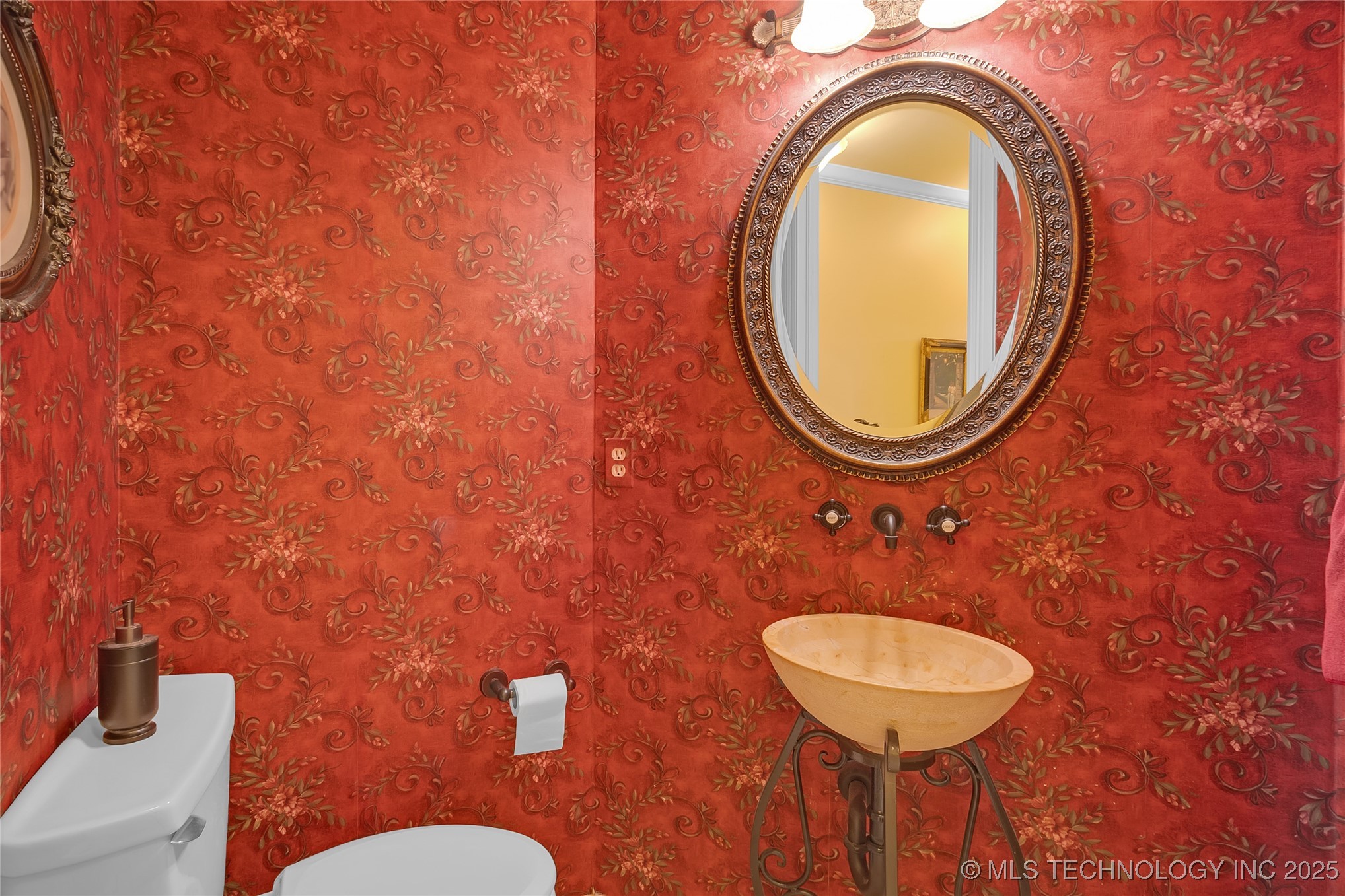 2125 W 73rd Street Property Photo 50