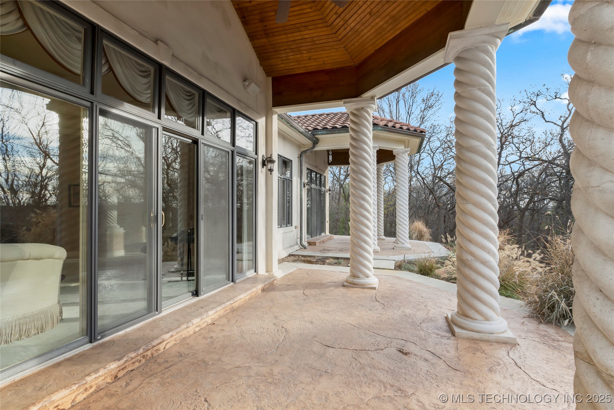 2125 W 73rd Street Property Photo 65