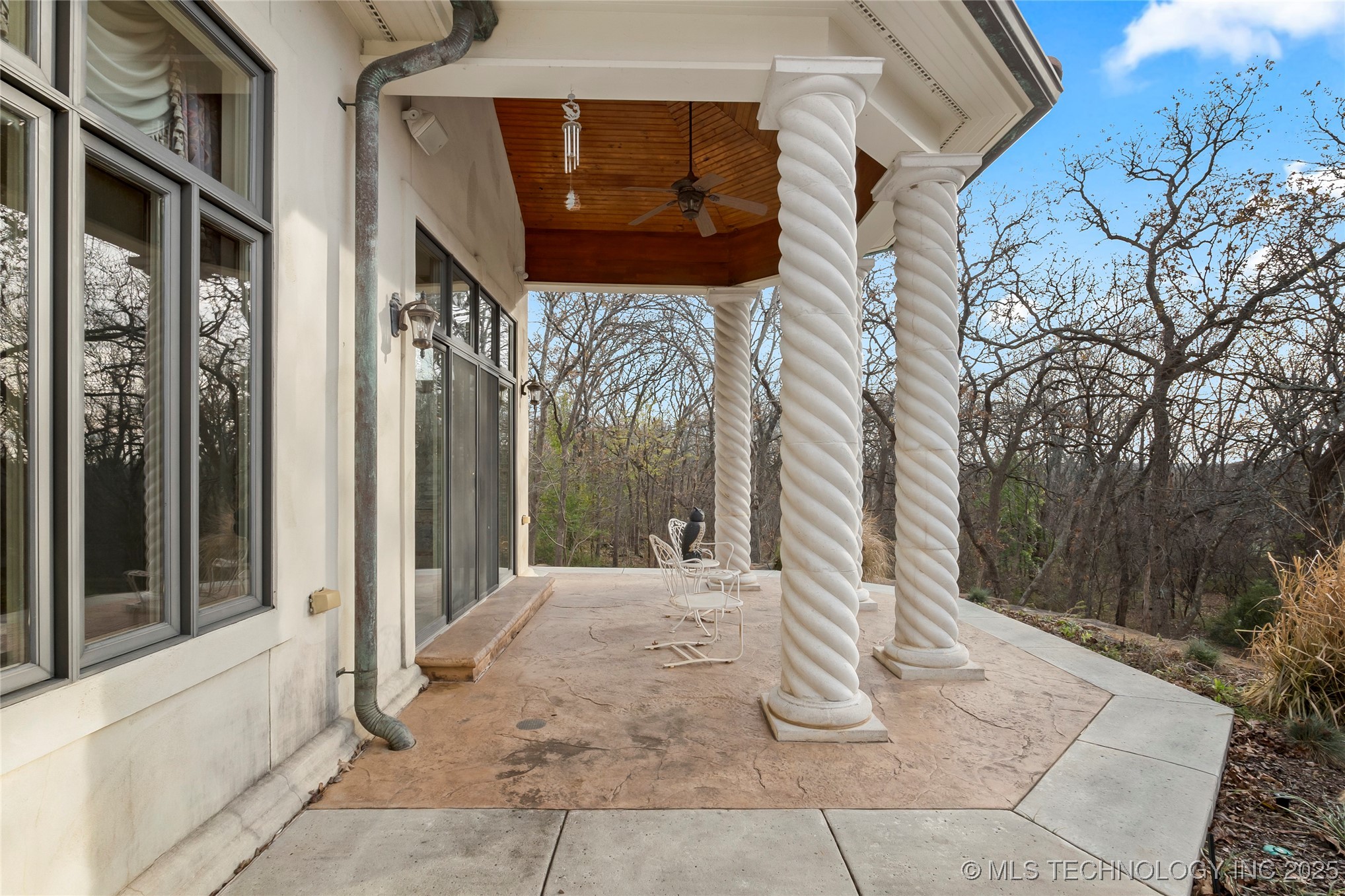 2125 W 73rd Street Property Photo 66