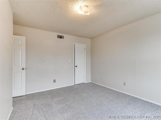 12923 E 28th Place Property Photo 32