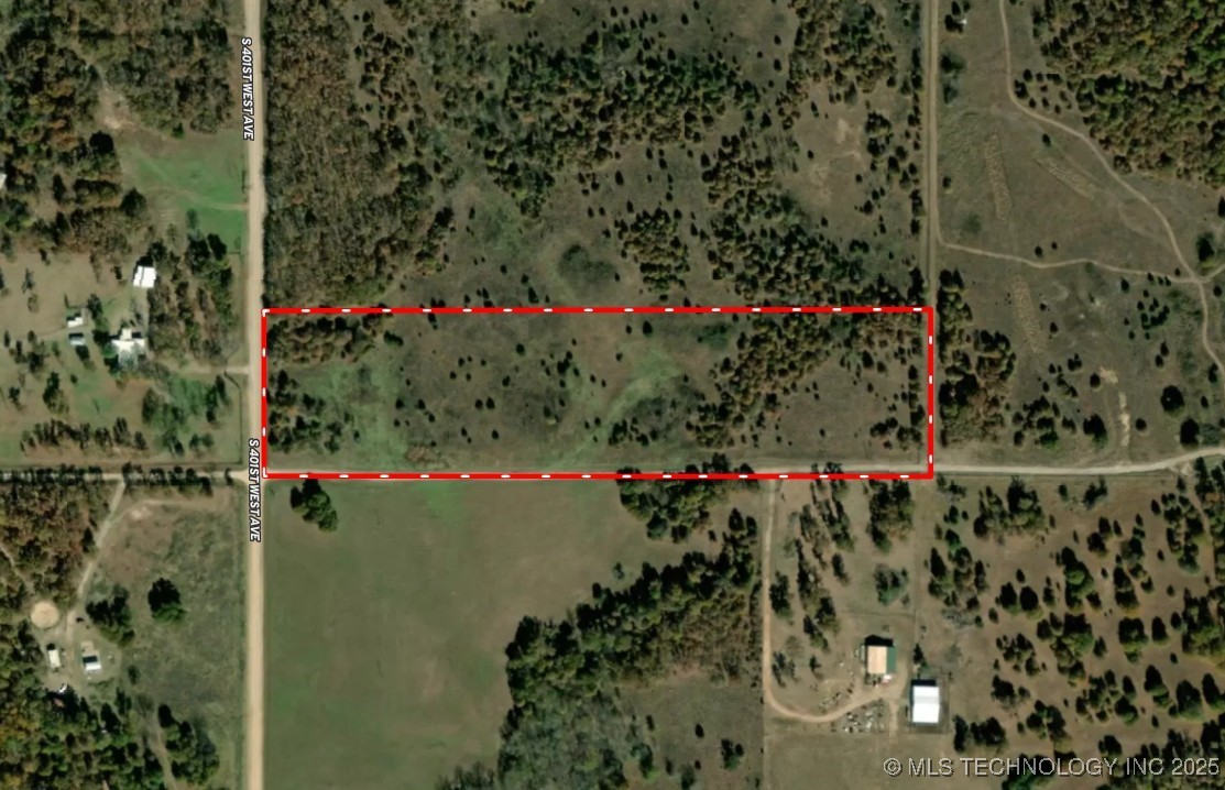 4 S 401 West Avenue Property Photo 5