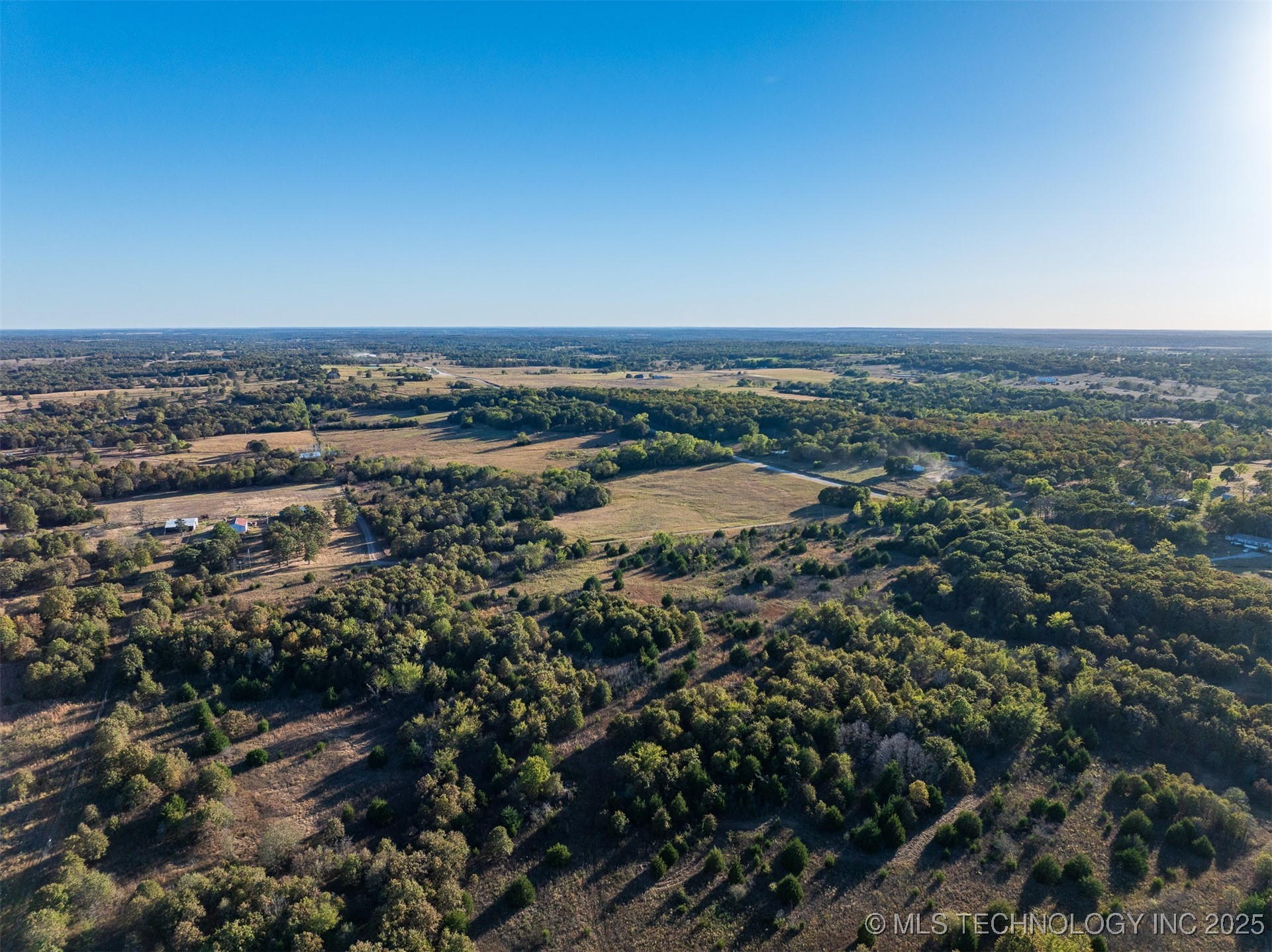 4 S 401 West Avenue Property Photo 10