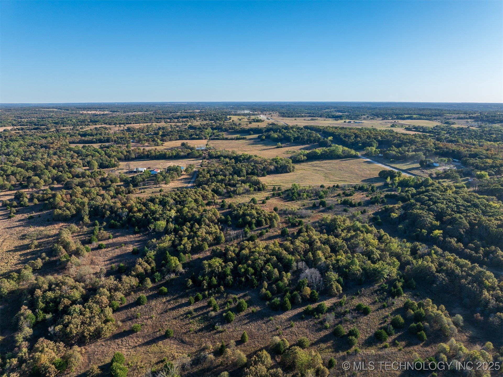 4 S 401 West Avenue Property Photo 11