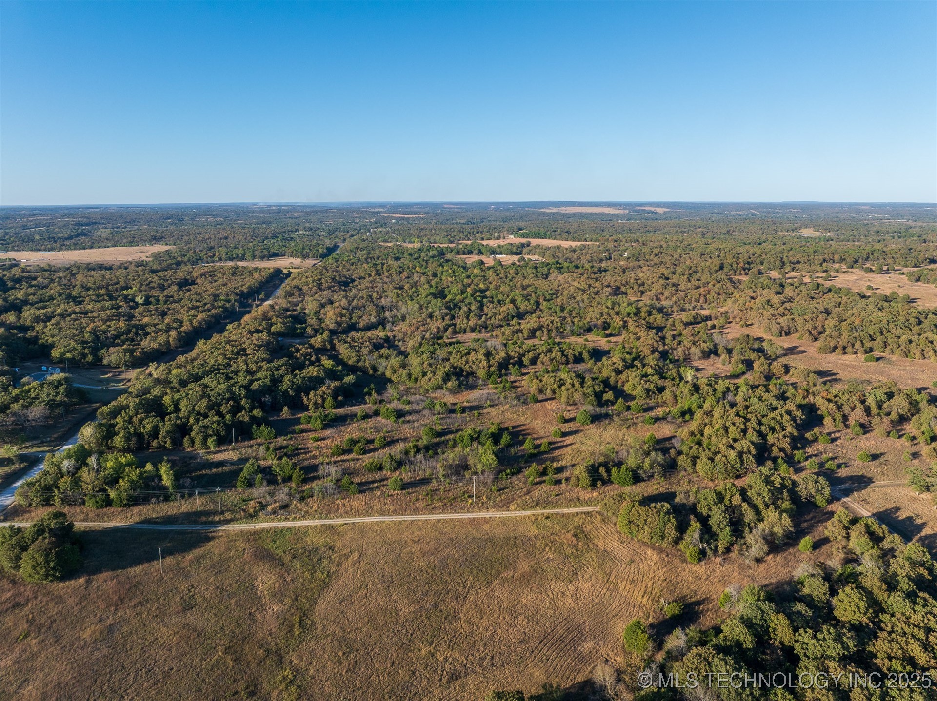 4 S 401 West Avenue Property Photo 18