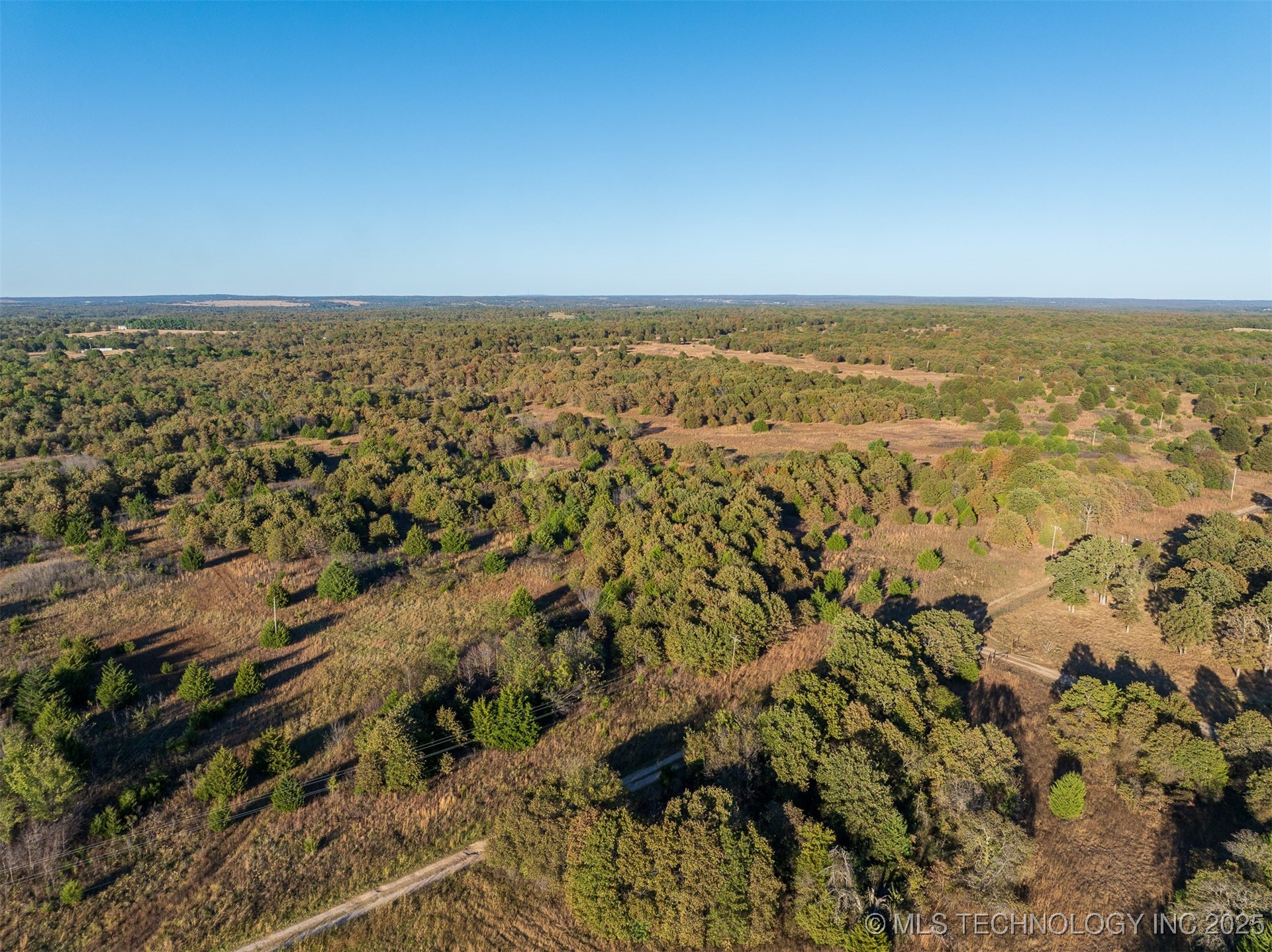 4 S 401 West Avenue Property Photo 20