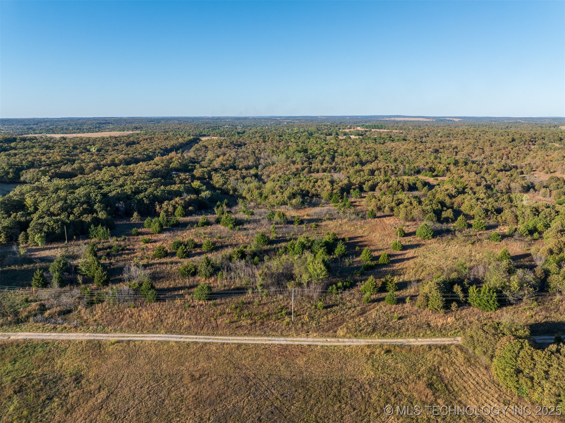 4 S 401 West Avenue Property Photo 21