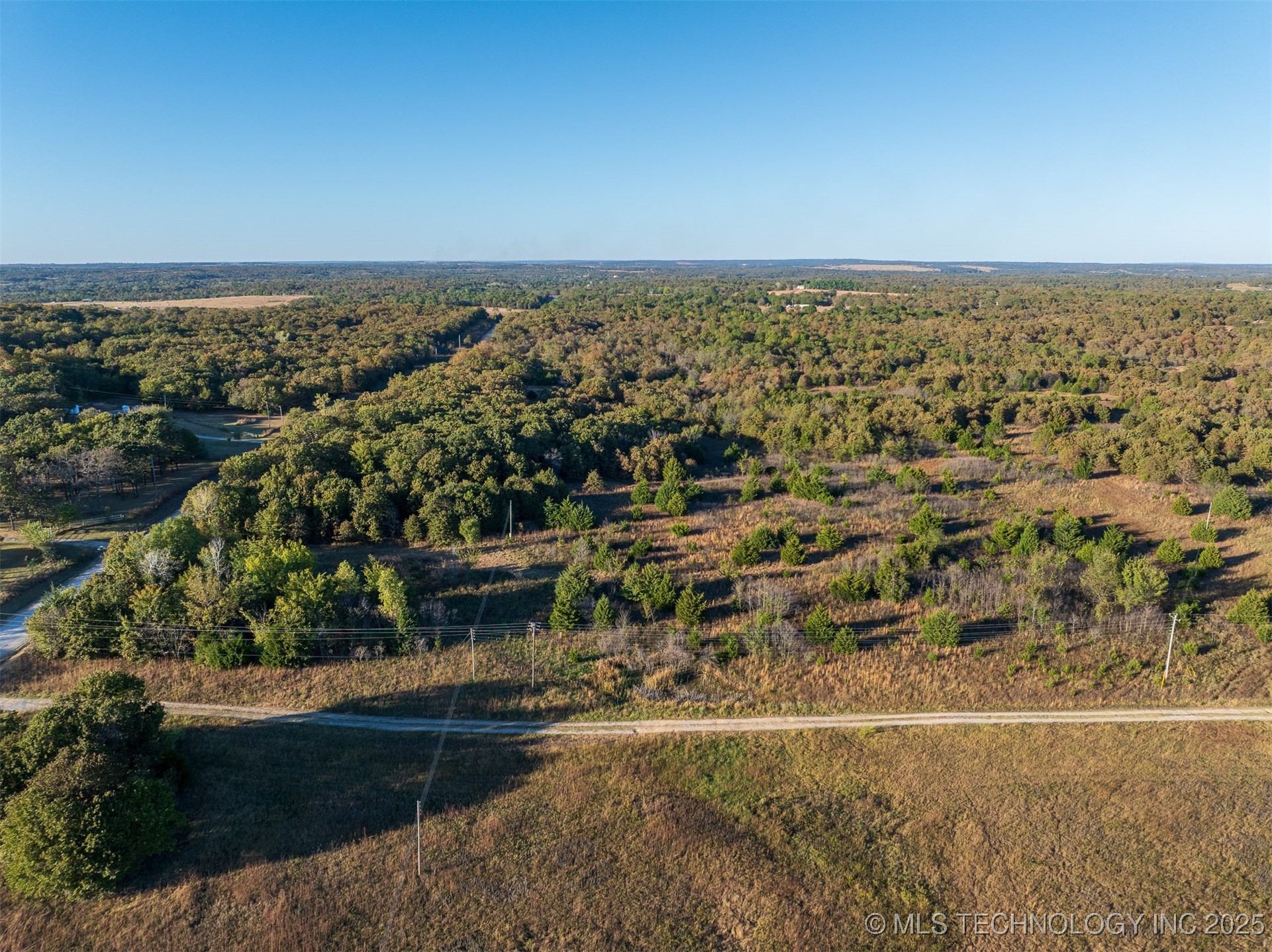 4 S 401 West Avenue Property Photo 23