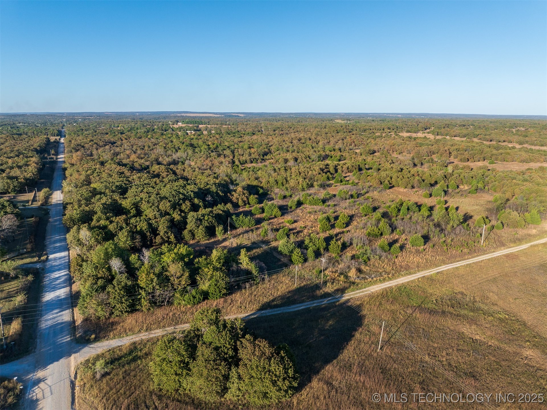 4 S 401 West Avenue Property Photo 24