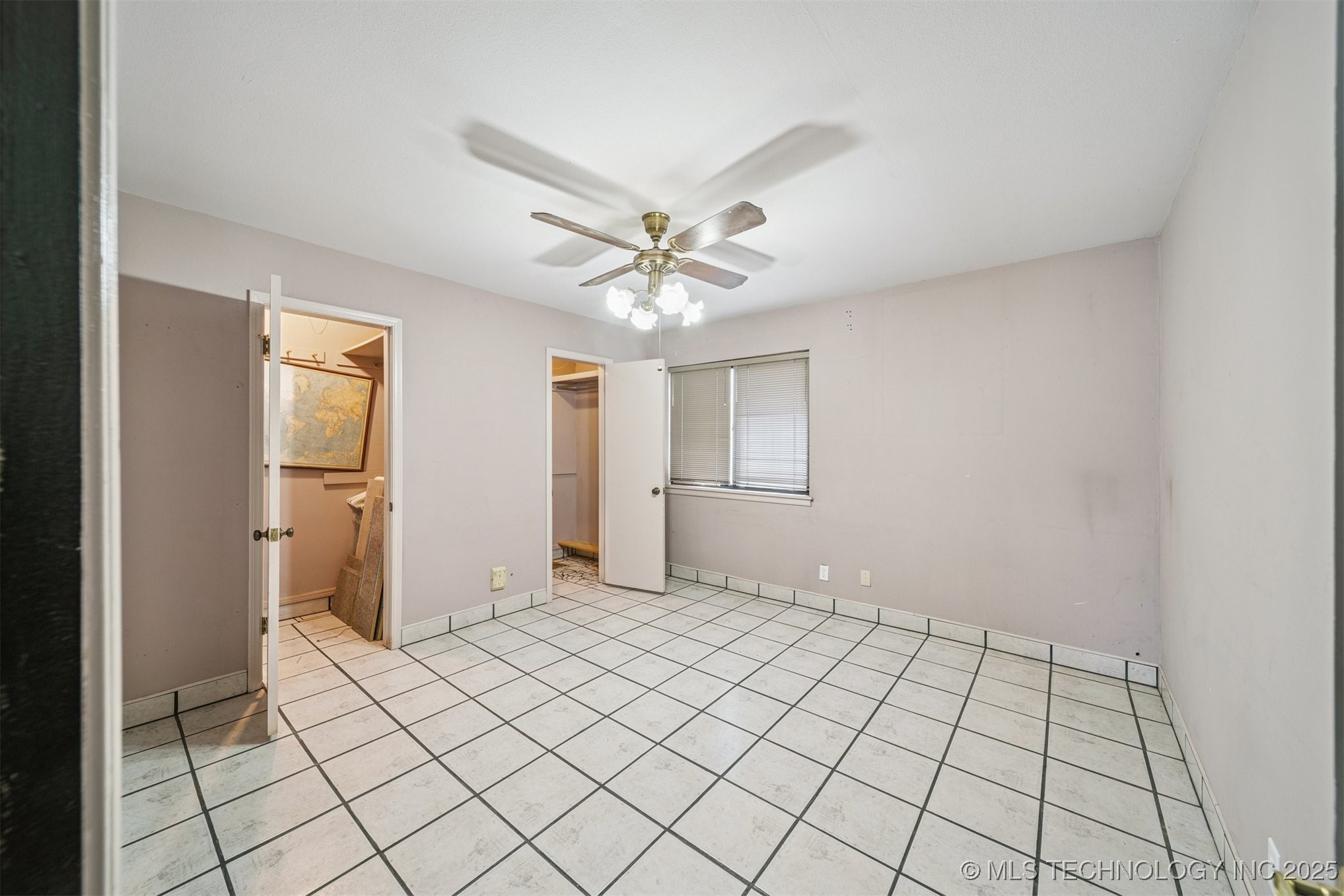 4444 E 68th Street 390 Property Photo 6