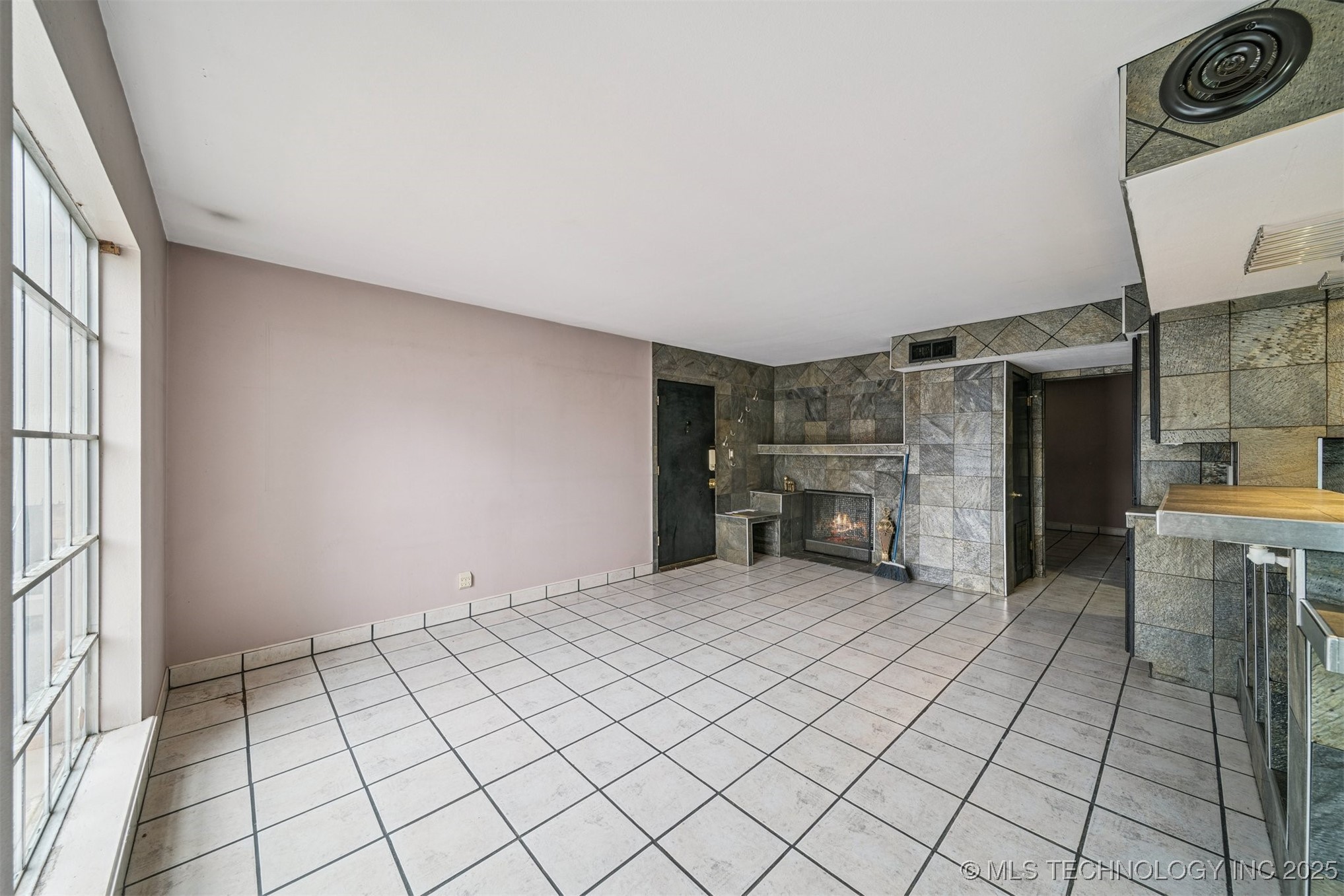 4444 E 68th Street 390 Property Photo 15