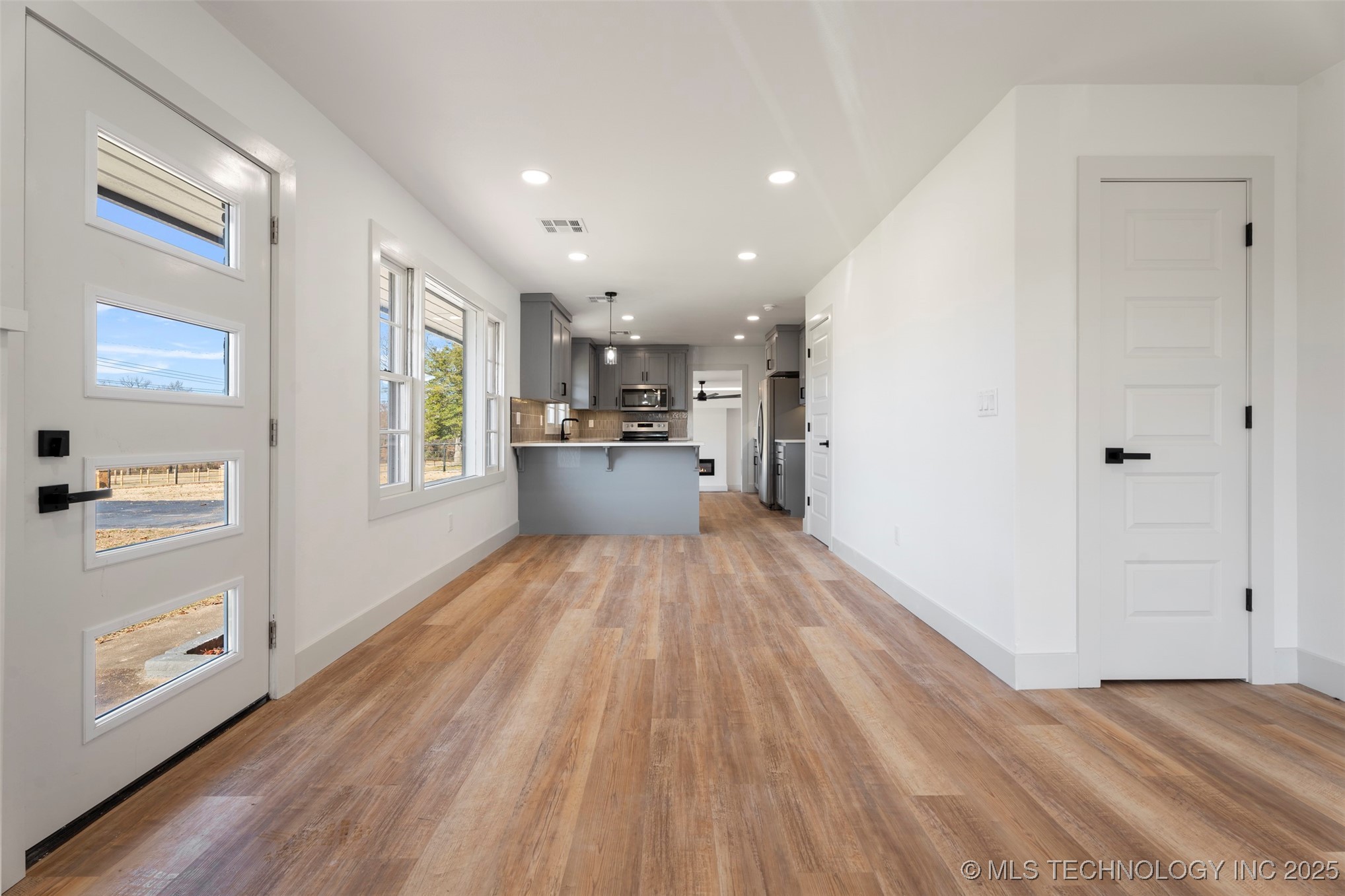 1505 East Street Sw Property Photo 8