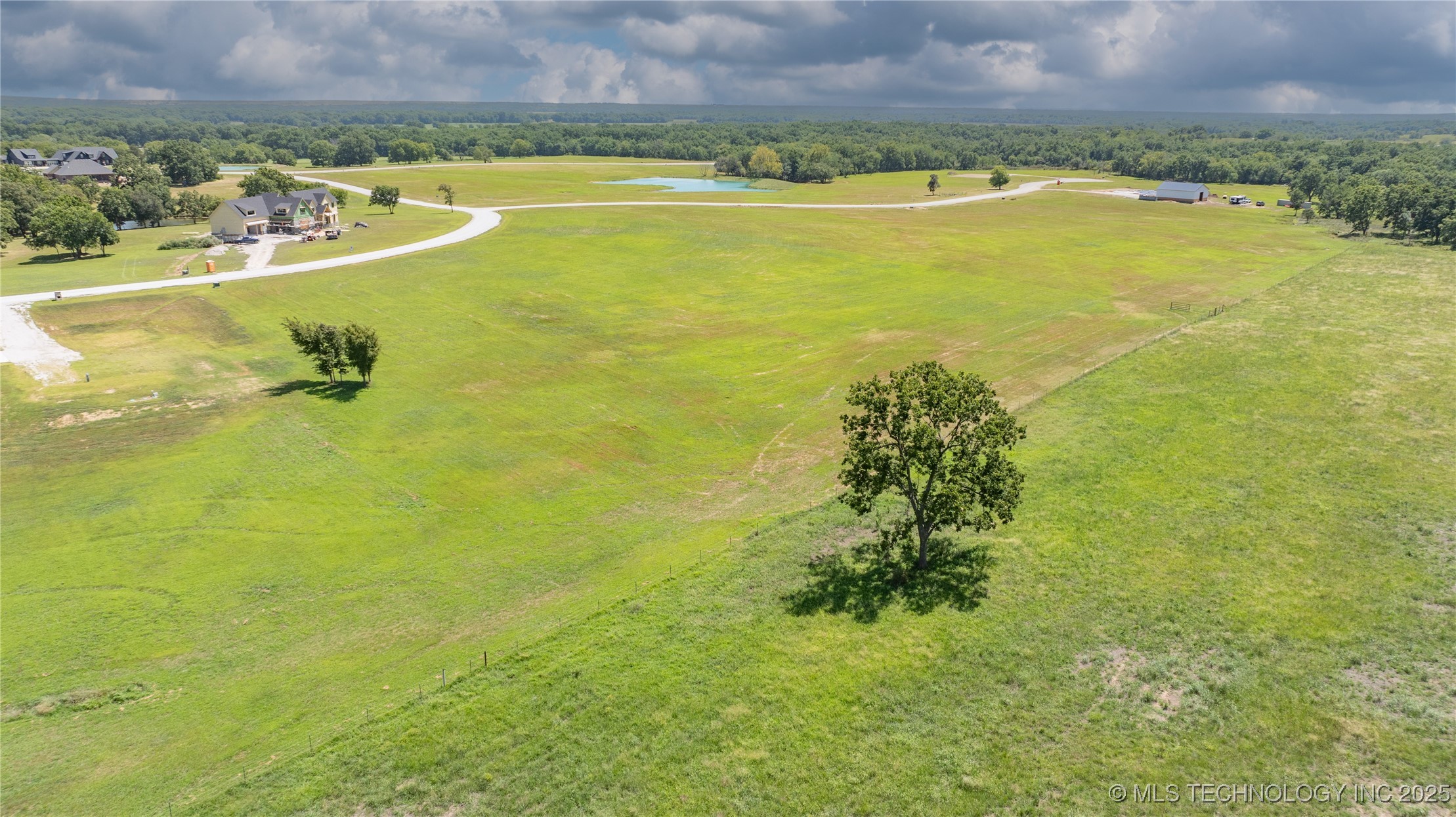 23 N 3994 Lane Property Photo 2