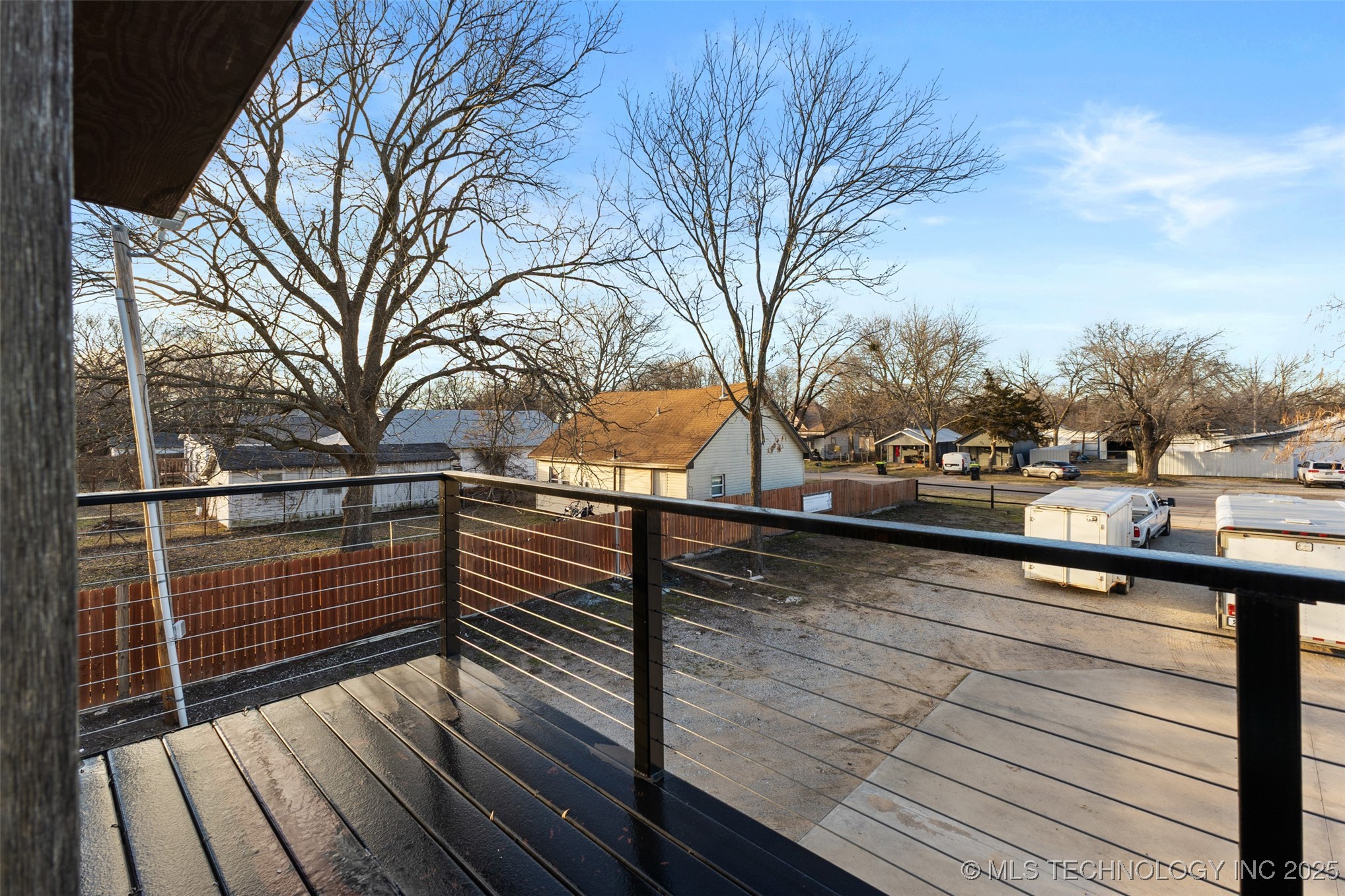 723 N Oak Property Photo 10