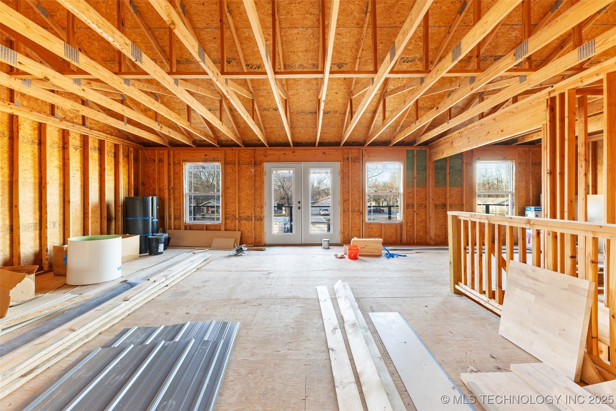 723 N Oak Property Photo 34