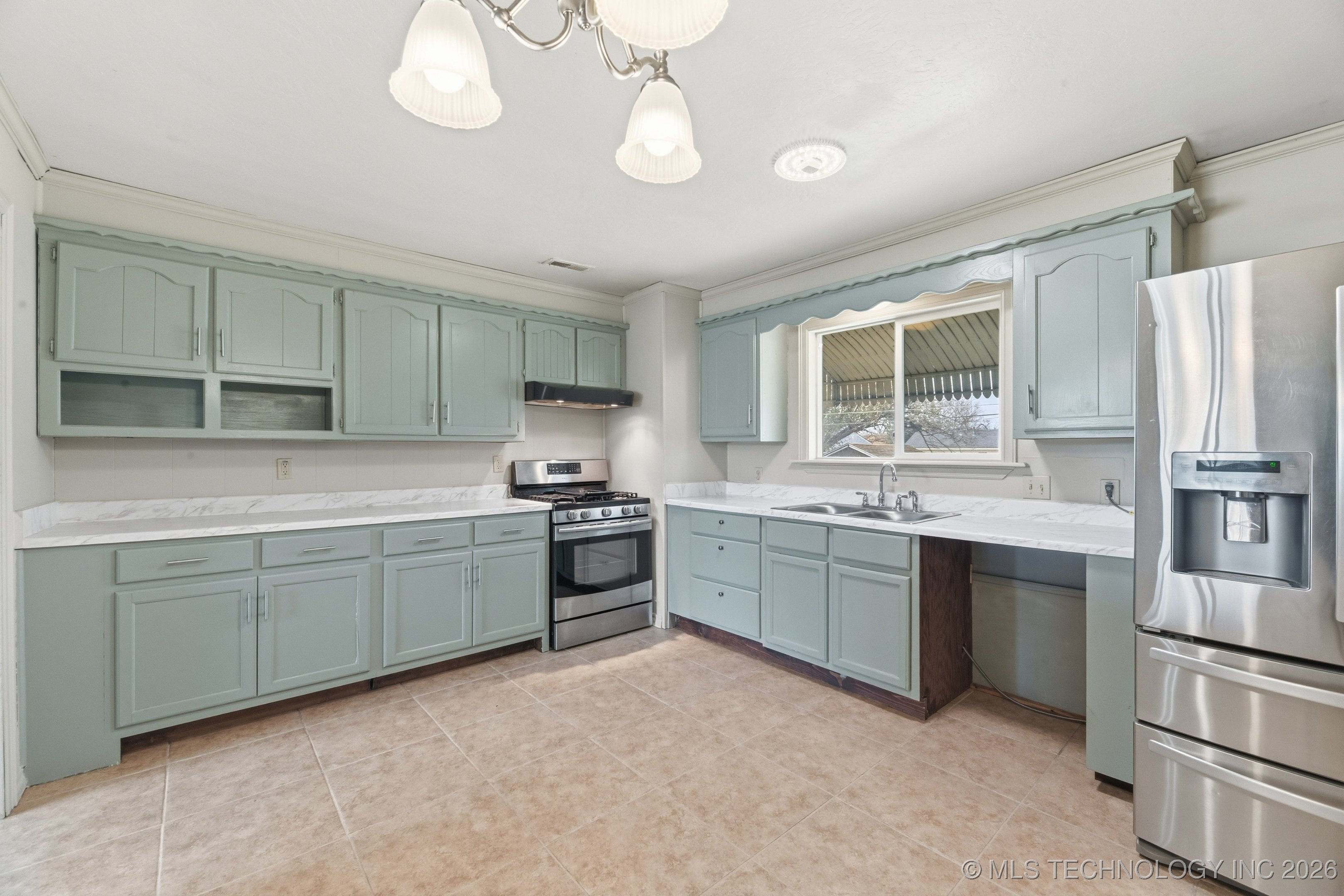 313 N Cummings Avenue Property Photo 6