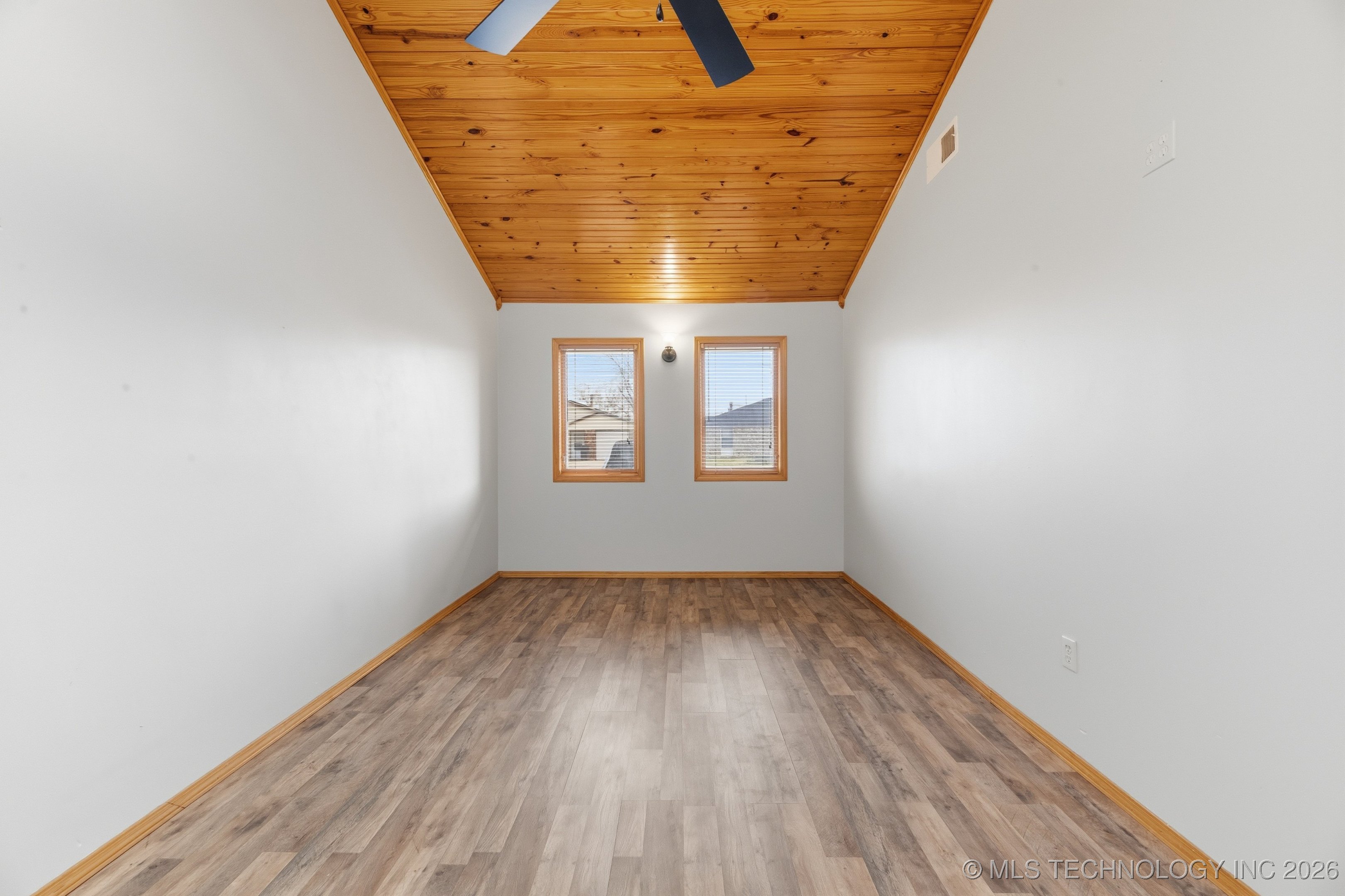 313 N Cummings Avenue Property Photo 10